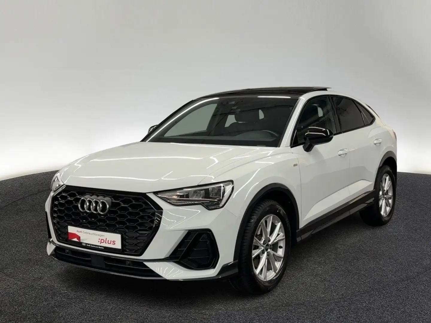 Audi Q3 S line 35 TFSI S tr. LED PANO PDC V Weiß - 2