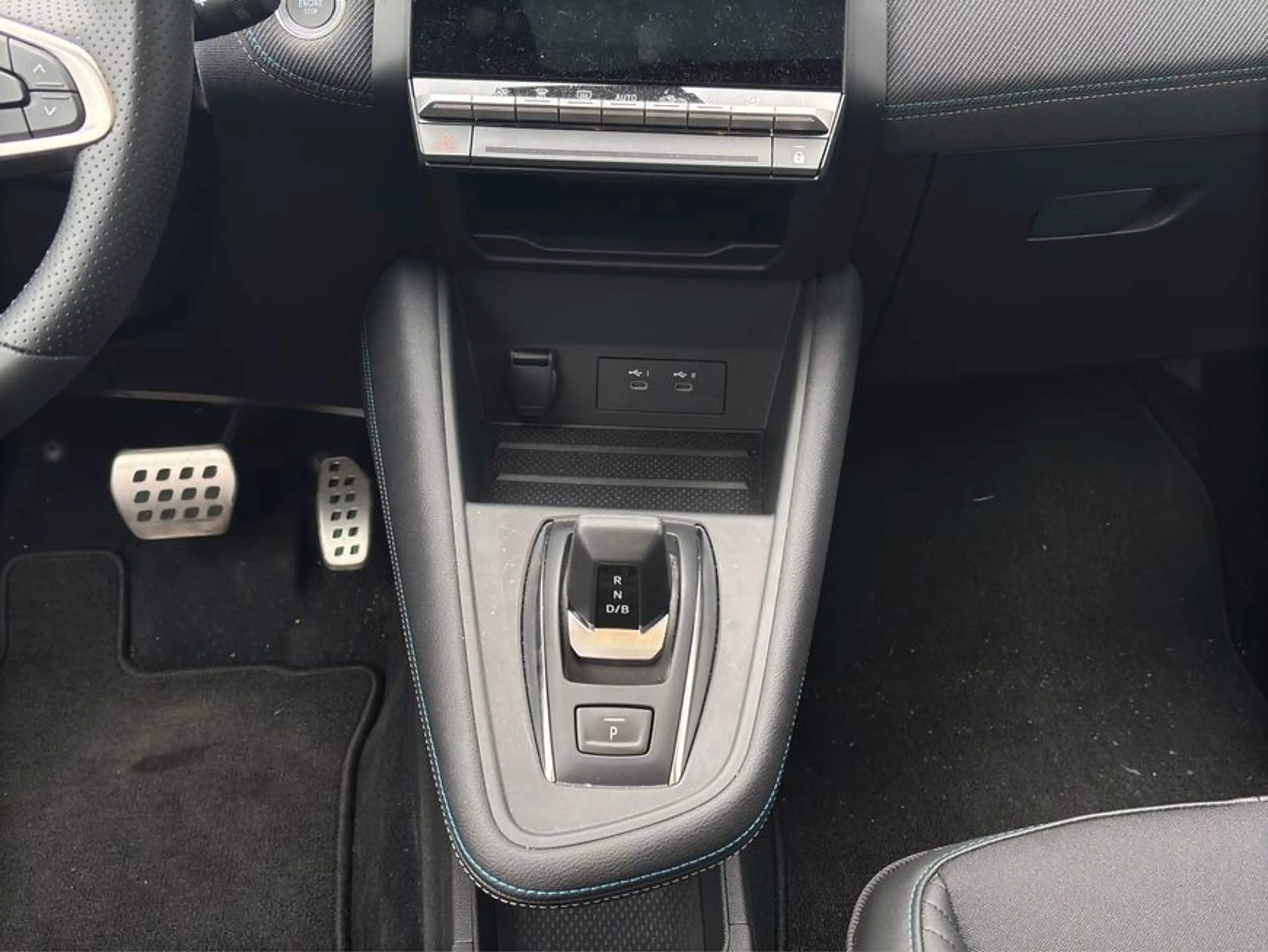 Renault Symbioz Full Hybrid E-Tech 160 ESPRIT ALPINE 80 kW — photo 14