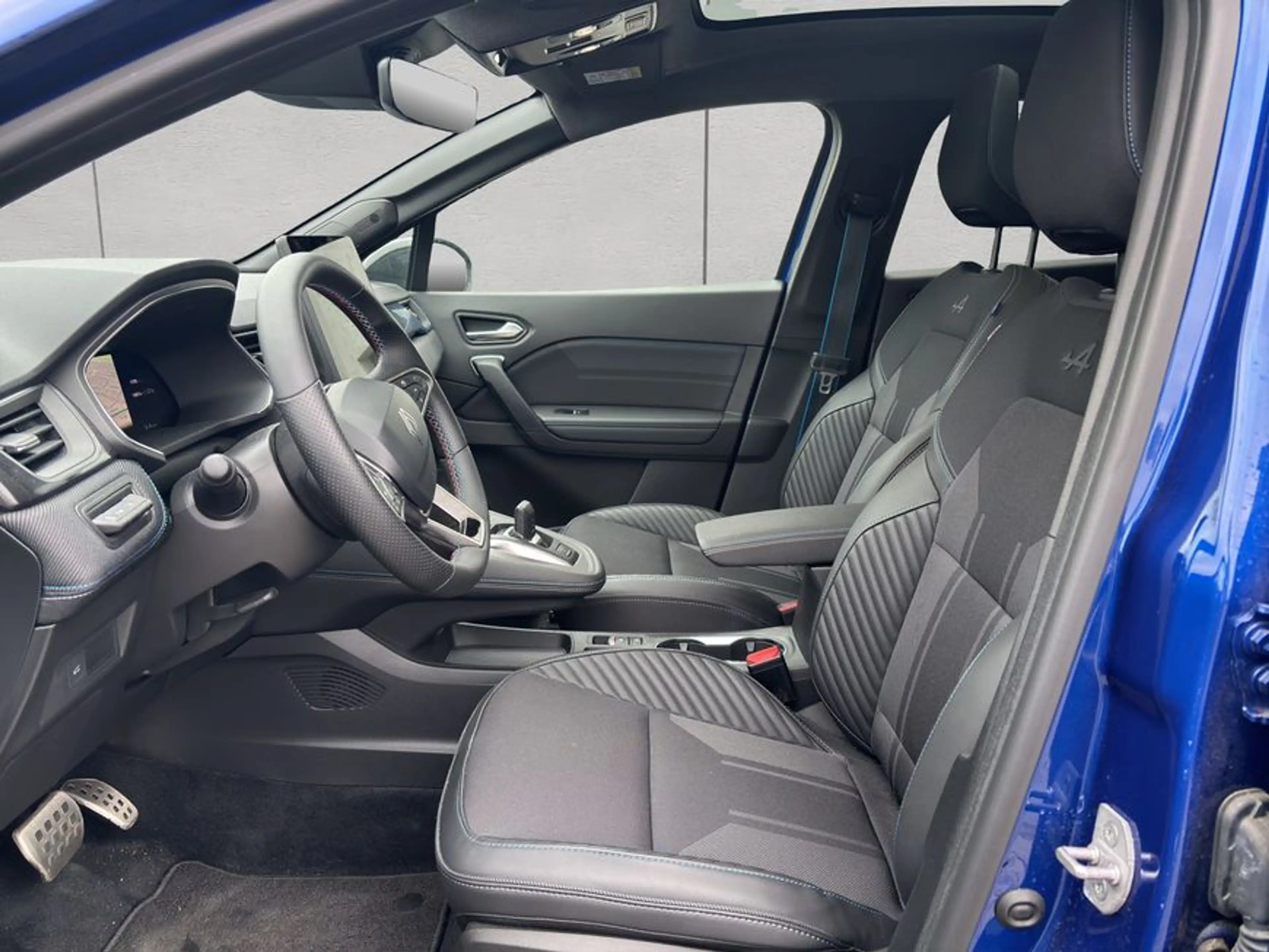Renault Symbioz Full Hybrid E-Tech 160 ESPRIT ALPINE 80 kW — photo 10