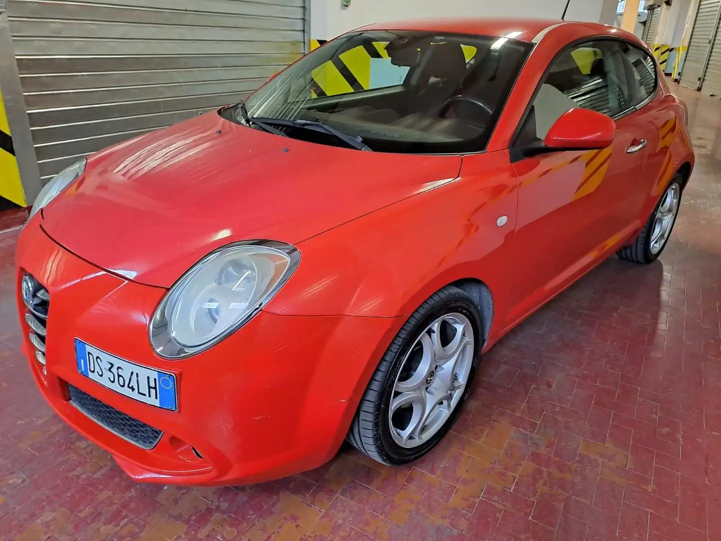 Alfa Romeo MiTo MiTo 2008 1.6 jtdm Distinctive premium pack 120cv Rosso - 2