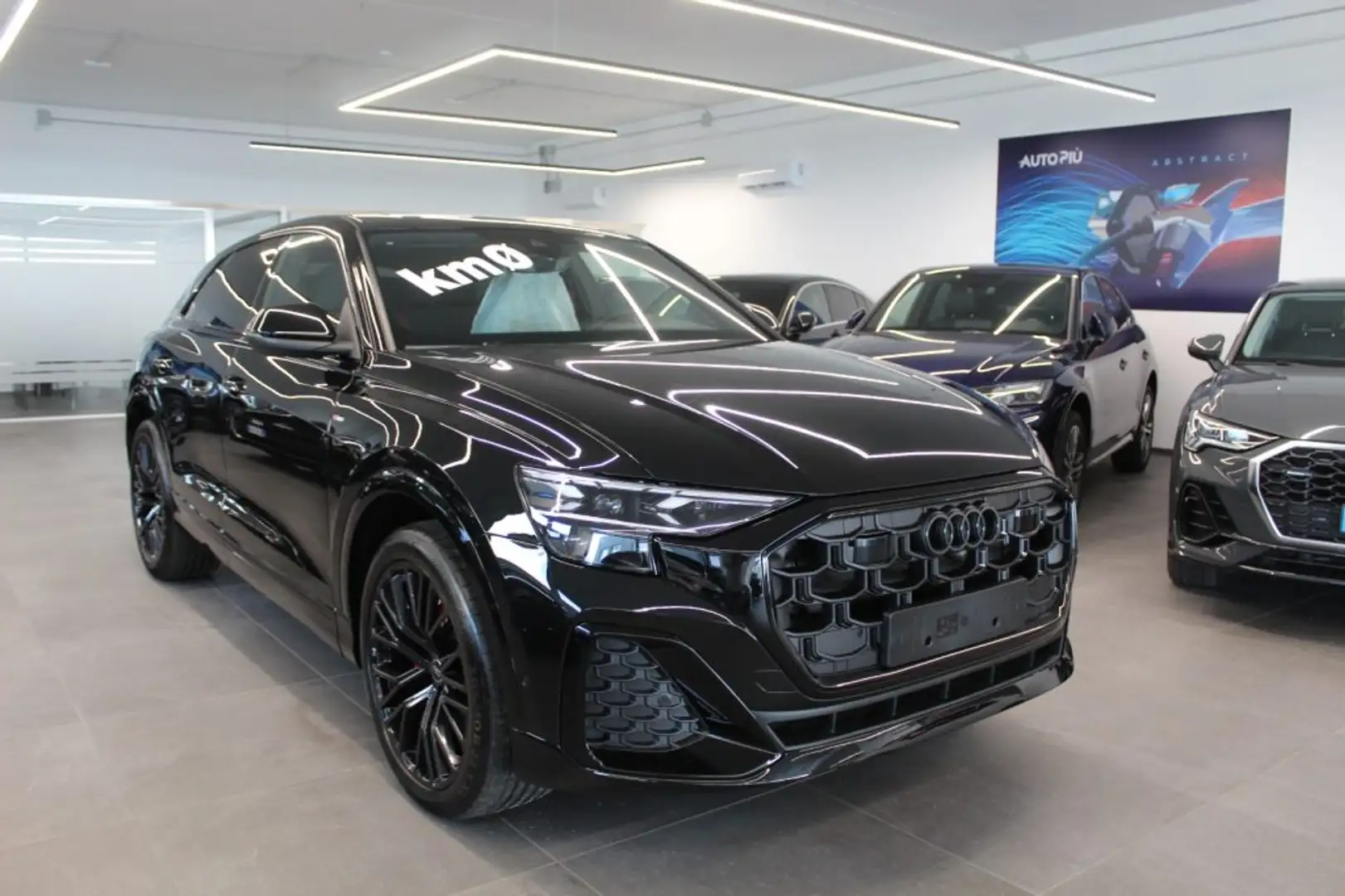 Audi Q8 3.0 TDI 286 CV Quattro S-Line Edition KM0 MY25 Nero - 1