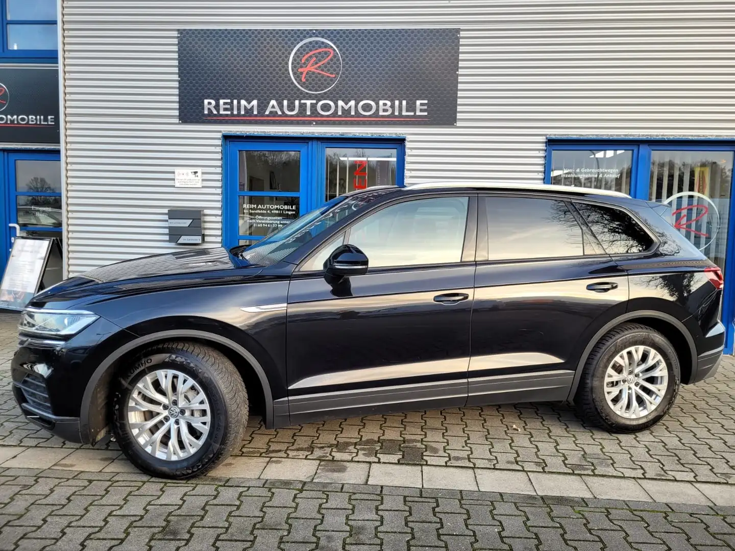 Volkswagen Touareg 3.0 TDI Basis 4Motion *AHK*NAVI*LED*ACC* Noir - 2