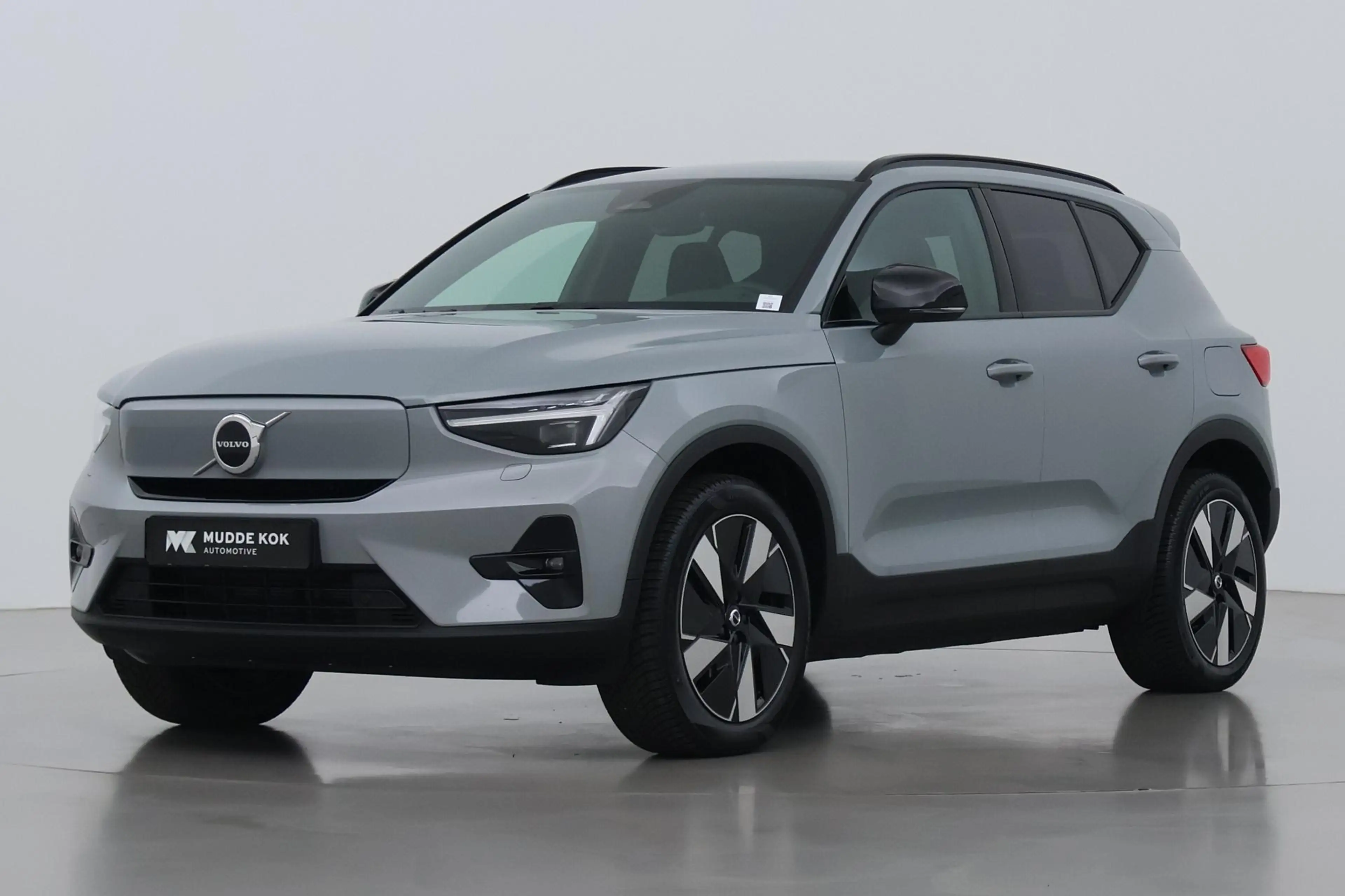 Volvo EX40 Single Motor Extended Range Plus | 82 kWh | Harman — photo 8