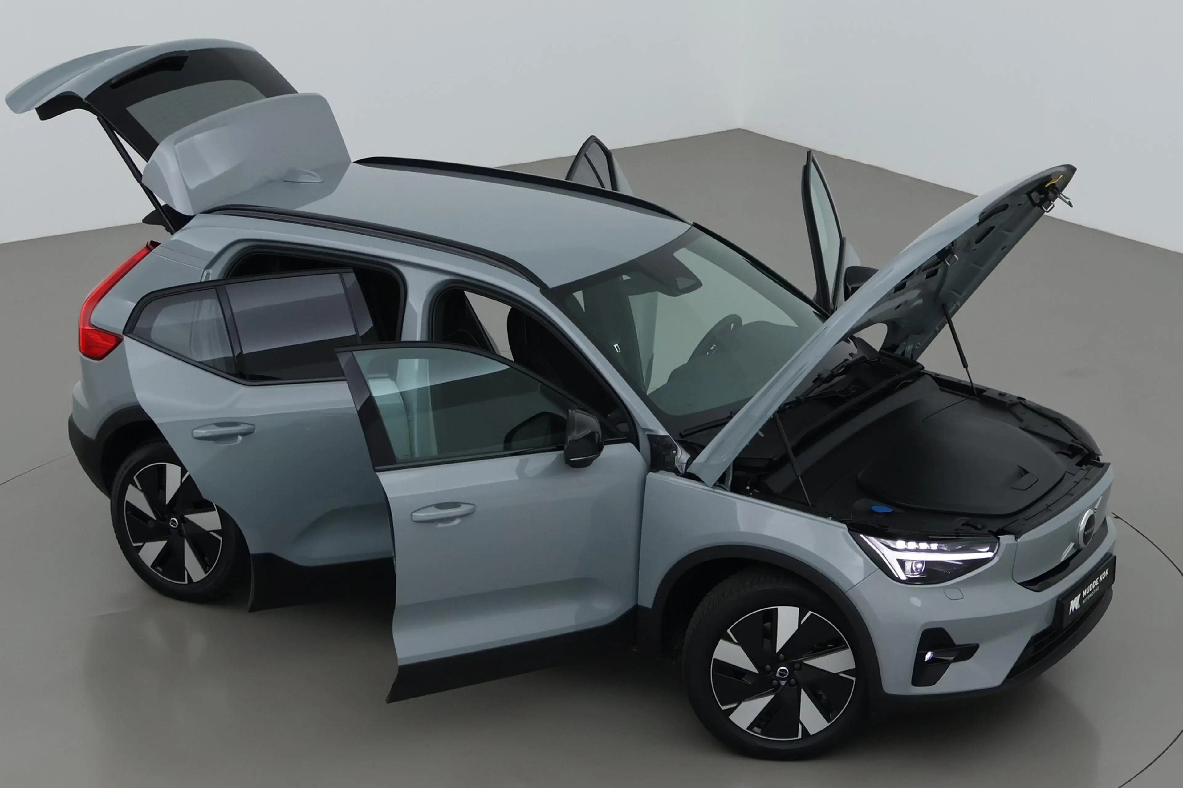 Volvo EX40 Single Motor Extended Range Plus | 82 kWh | Harman — photo 6