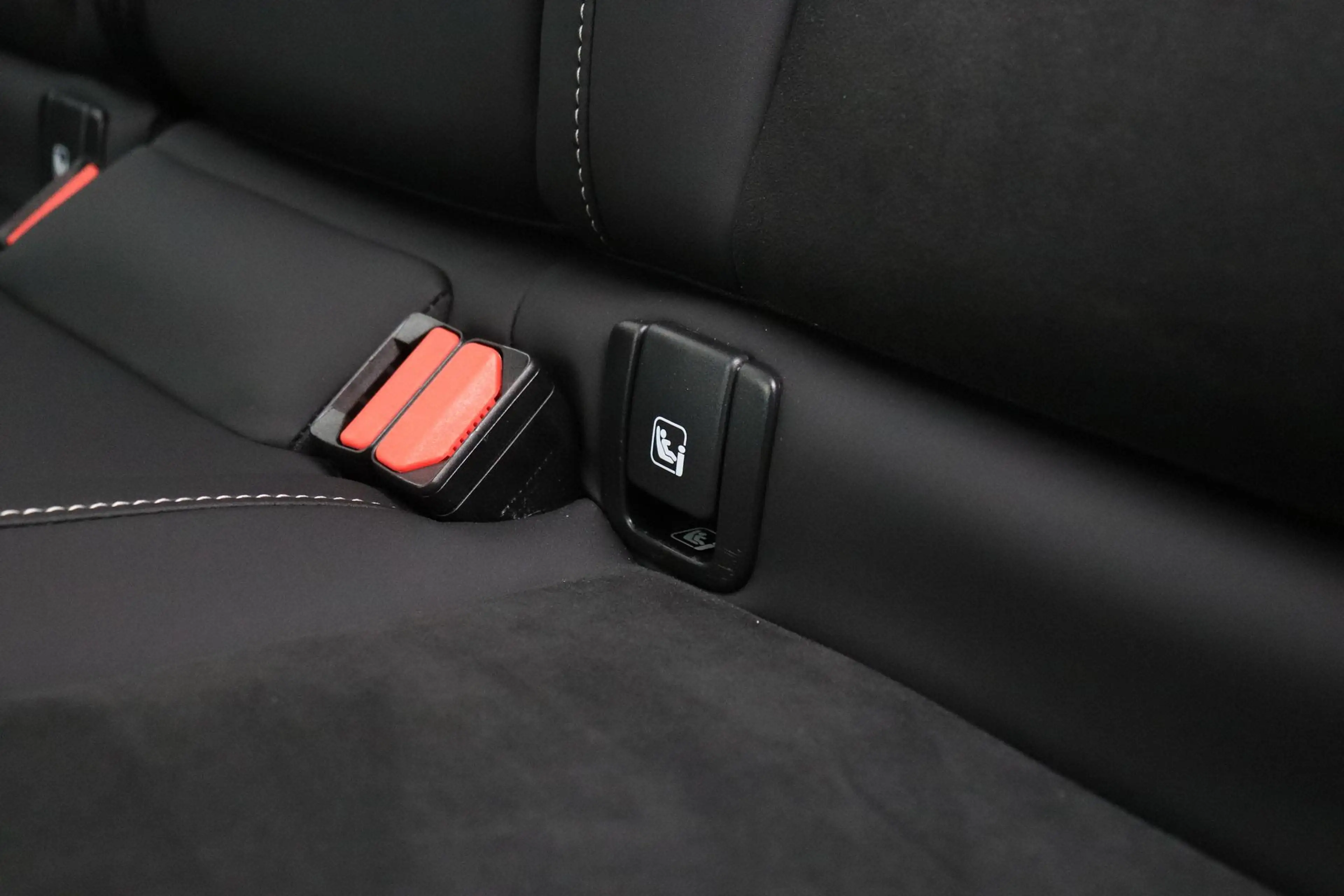 Volvo EX40 Single Motor Extended Range Plus | 82 kWh | Harman — photo 48