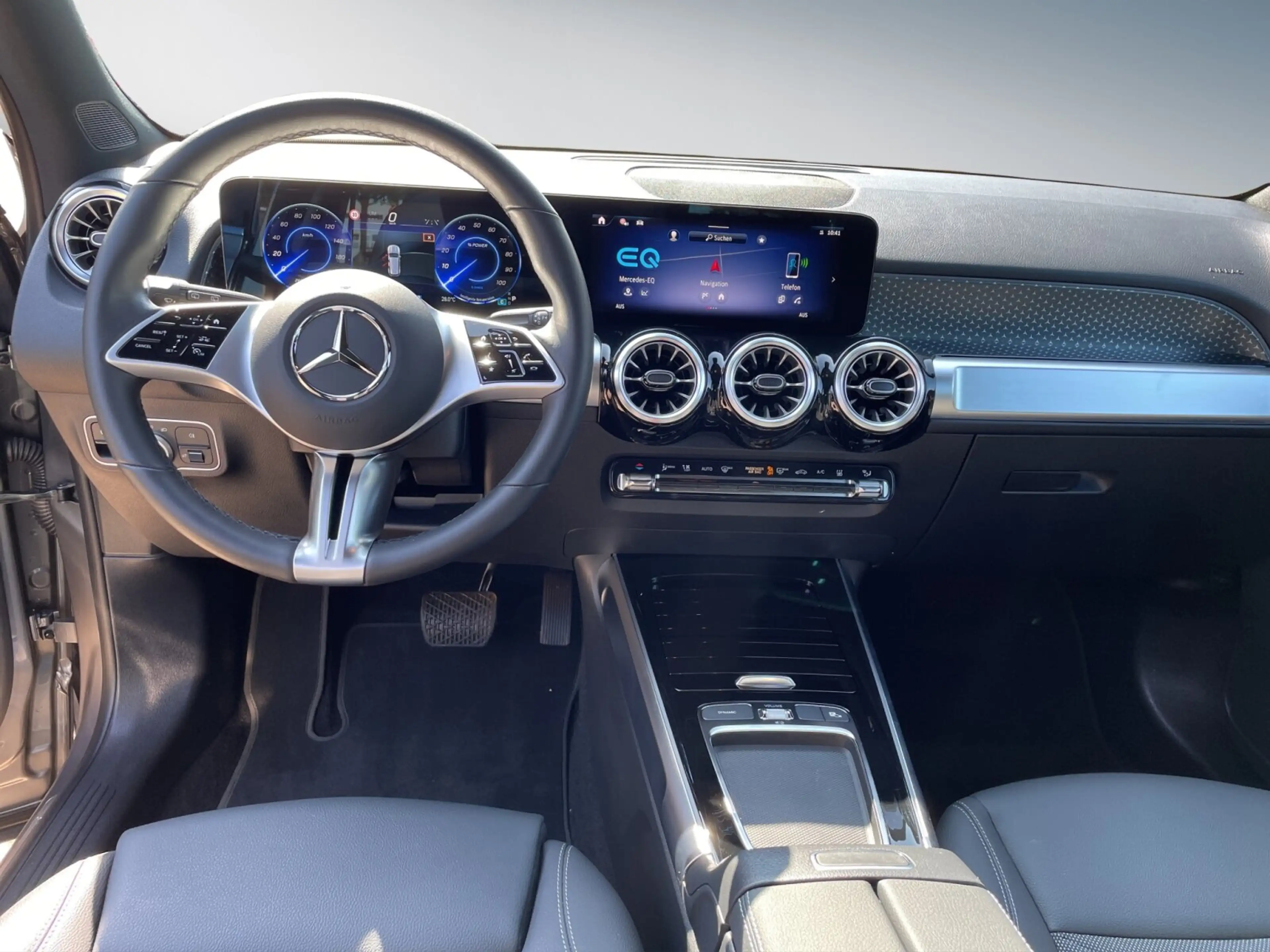 Mercedes-Benz EQB 300 EQB 300 4M AHK*KAMERA*TOTWI*WINTER-P.*AMBIENTE* — photo 15