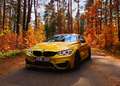 BMW M4 M4 Coupe DKG Gelb - thumbnail 1