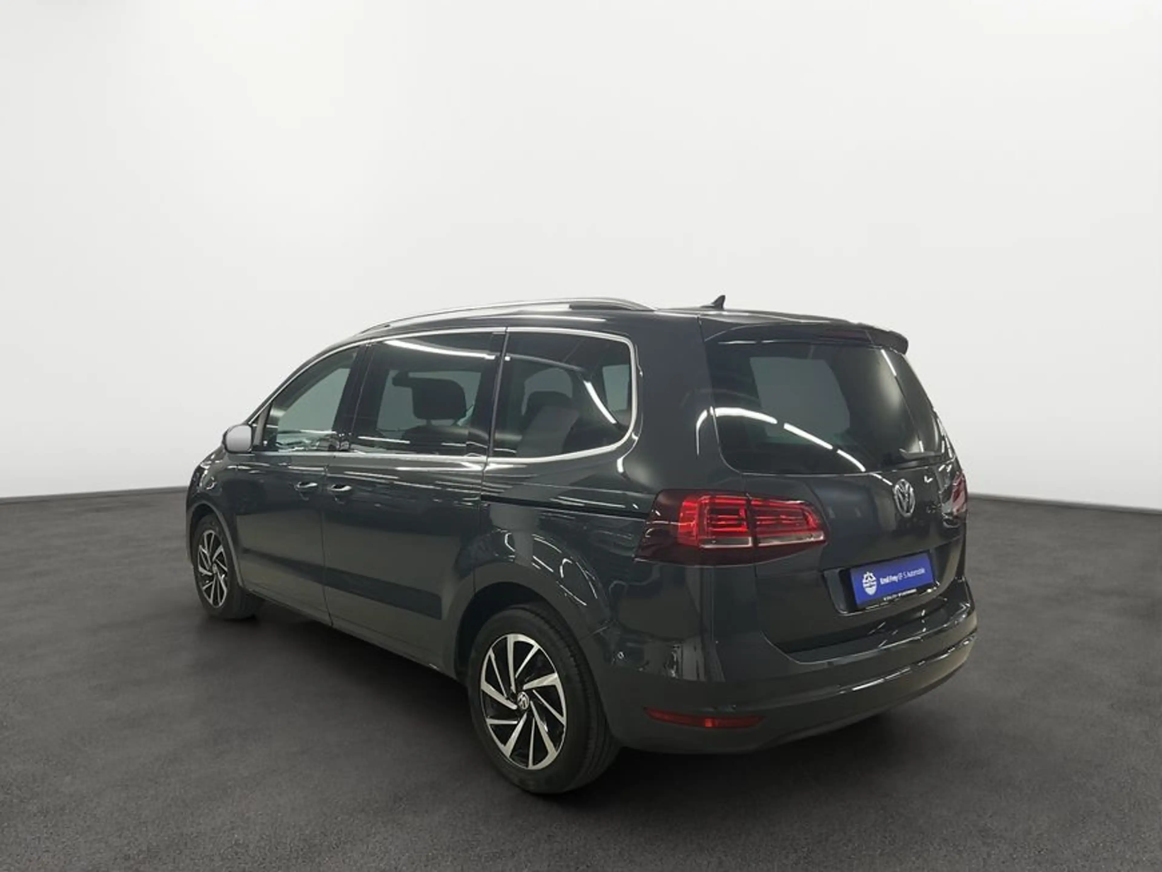 Volkswagen Sharan 2.0 TDI DSG ComfortlineAHK Navi — photo 3