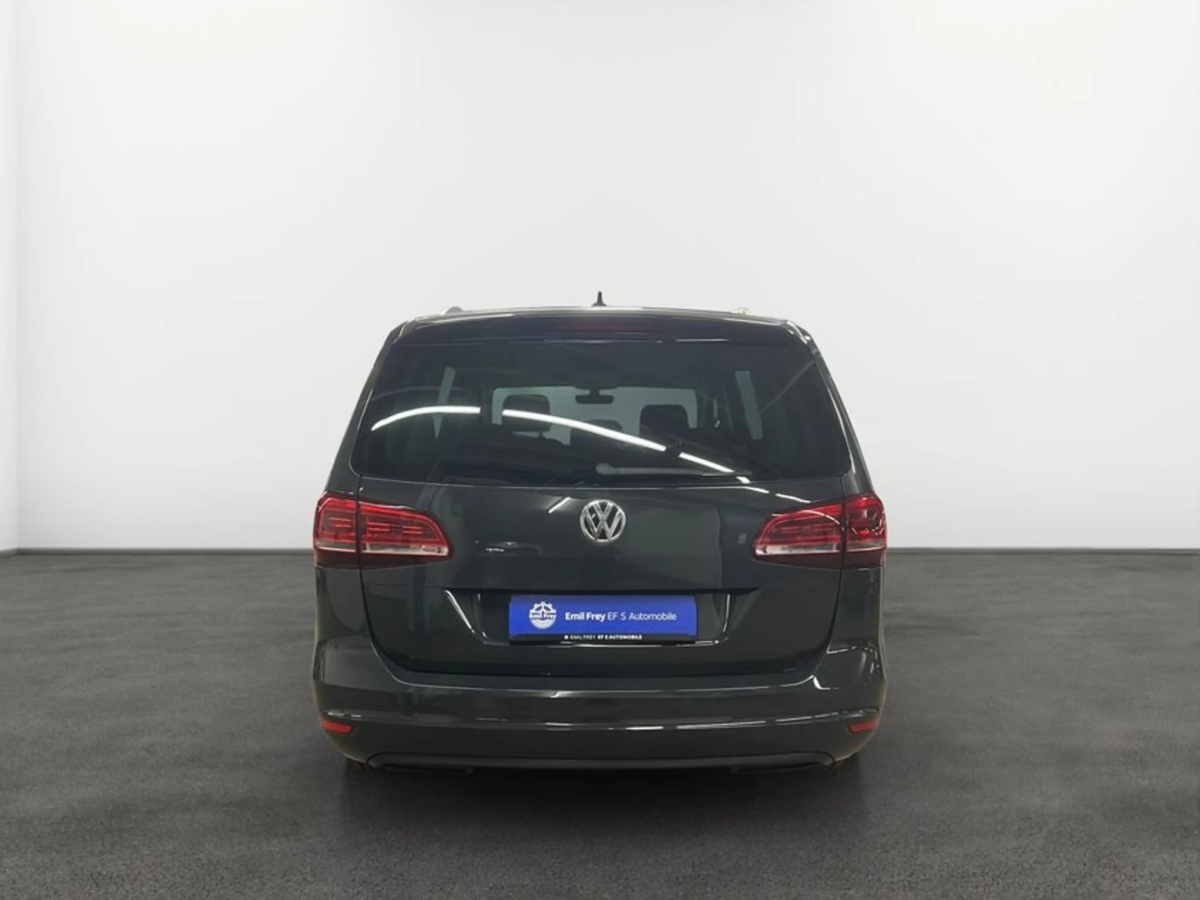 Volkswagen Sharan 2.0 TDI DSG ComfortlineAHK Navi — photo 4