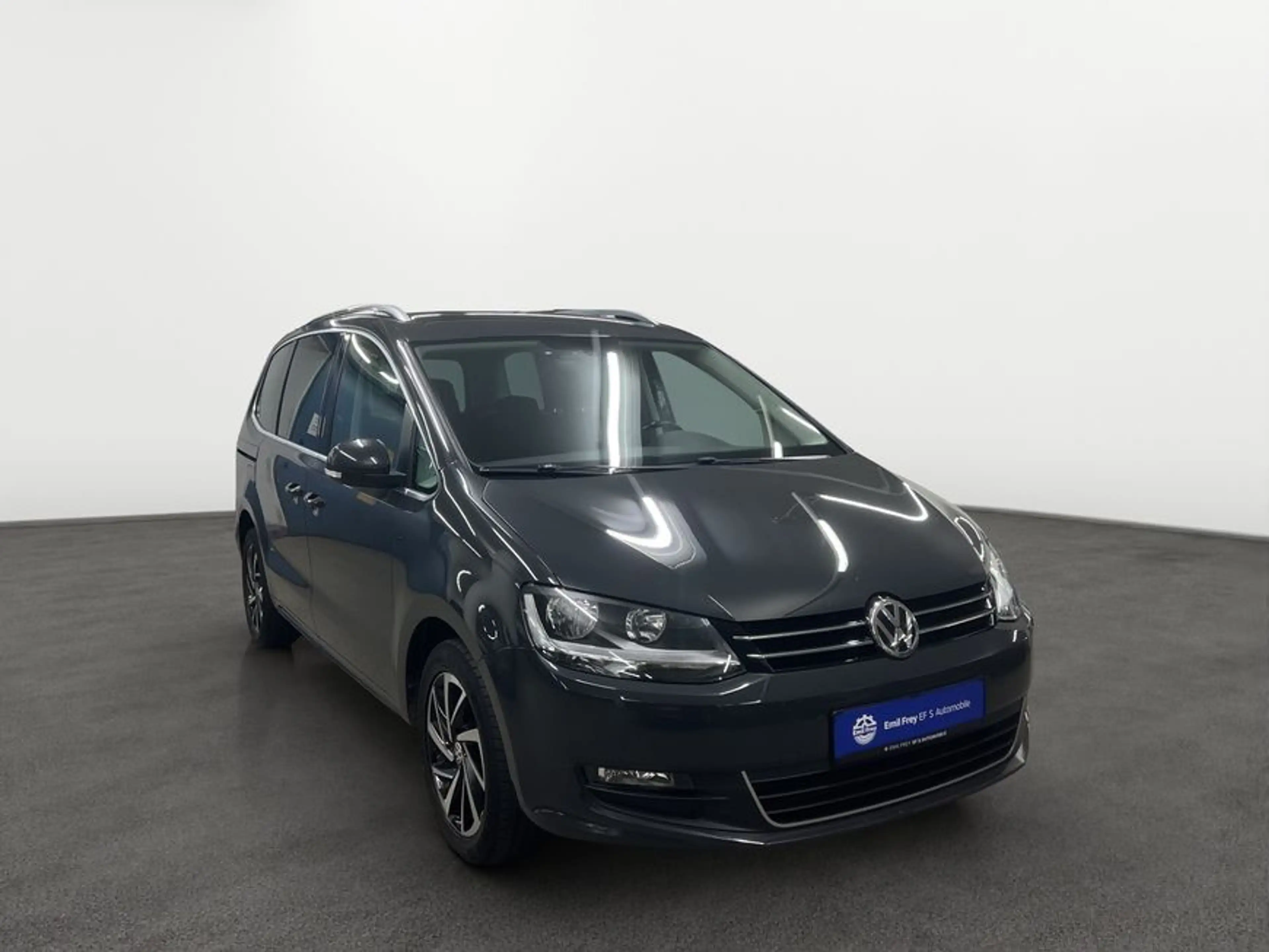 Volkswagen Sharan 2.0 TDI DSG ComfortlineAHK Navi — photo 8