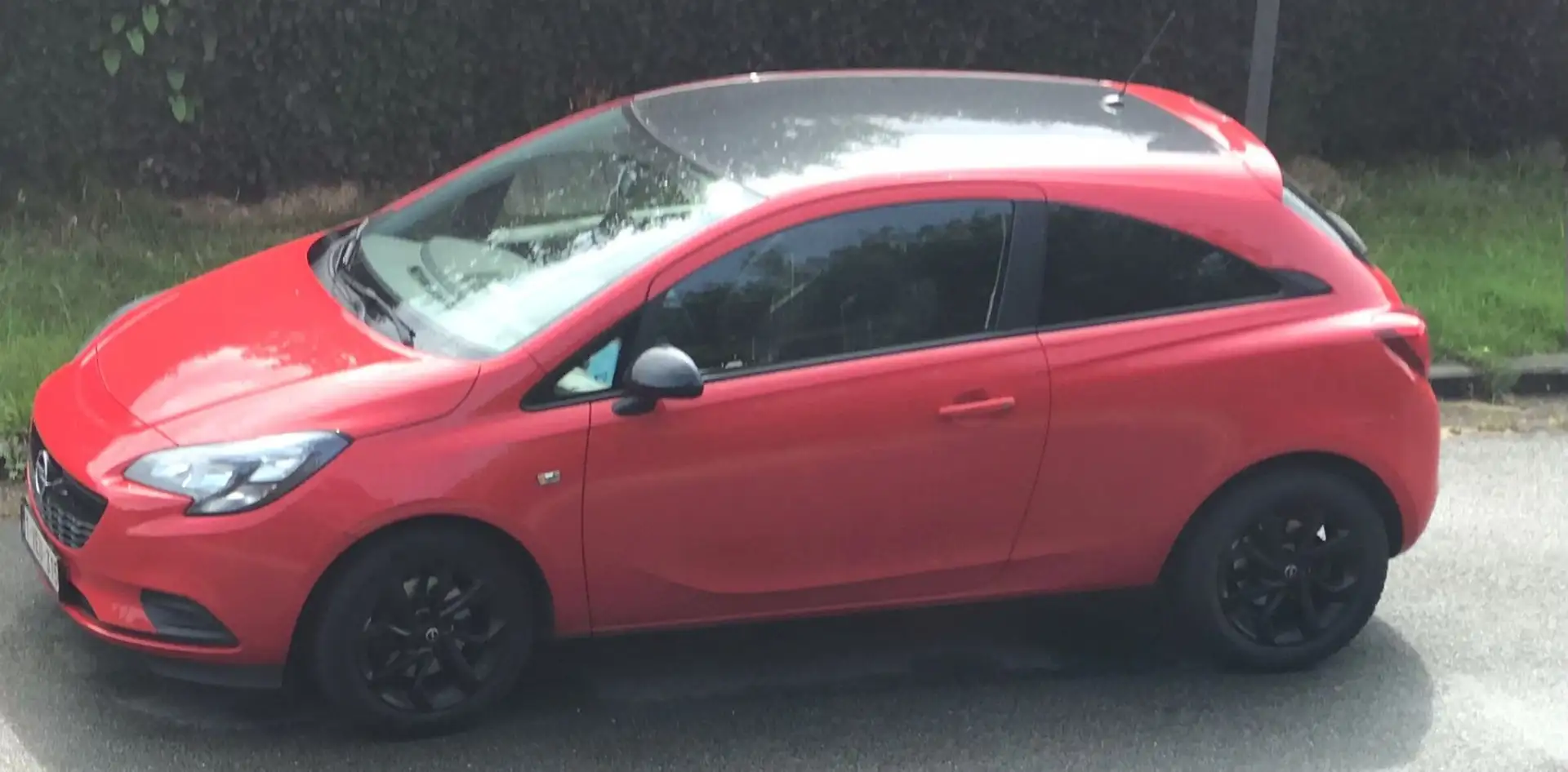 Opel Corsa-e Blackedition Rojo - 1