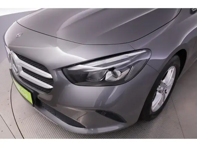 Mercedes-Benz B-Class view 14