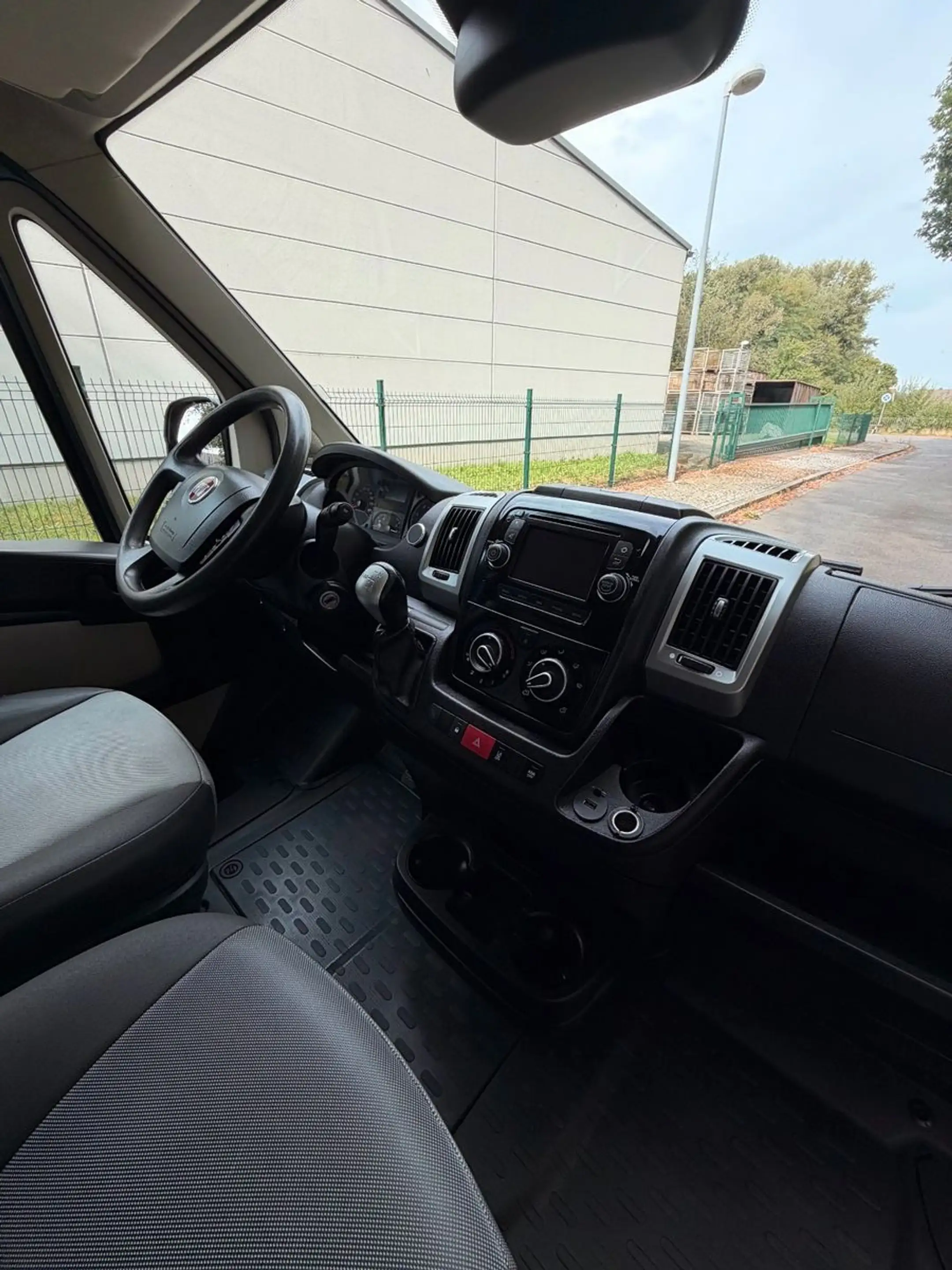 Fiat Ducato 2.3MultiJet 150 Klima AHK Halbautomatik — photo 13