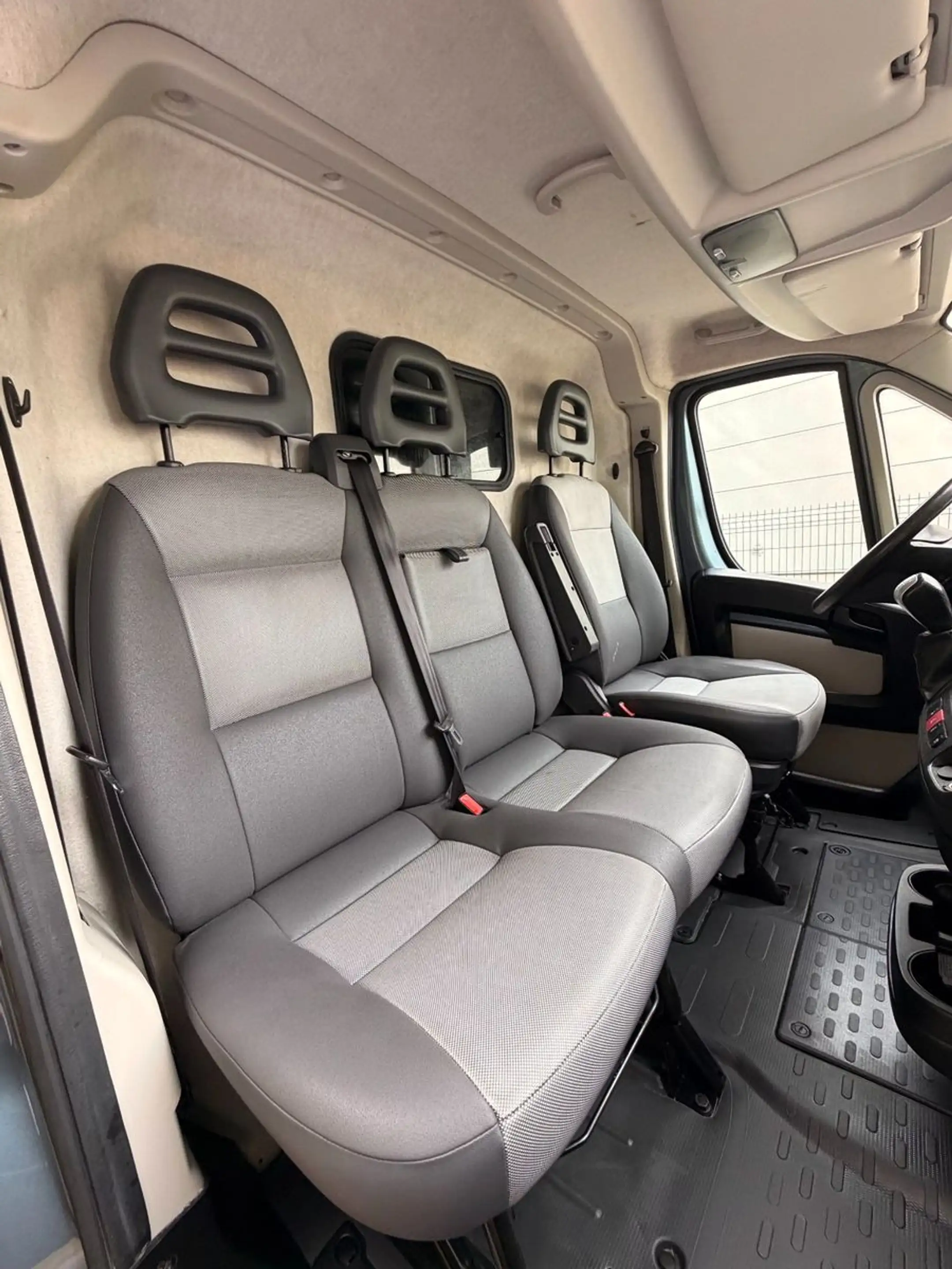 Fiat Ducato 2.3MultiJet 150 Klima AHK Halbautomatik — photo 11