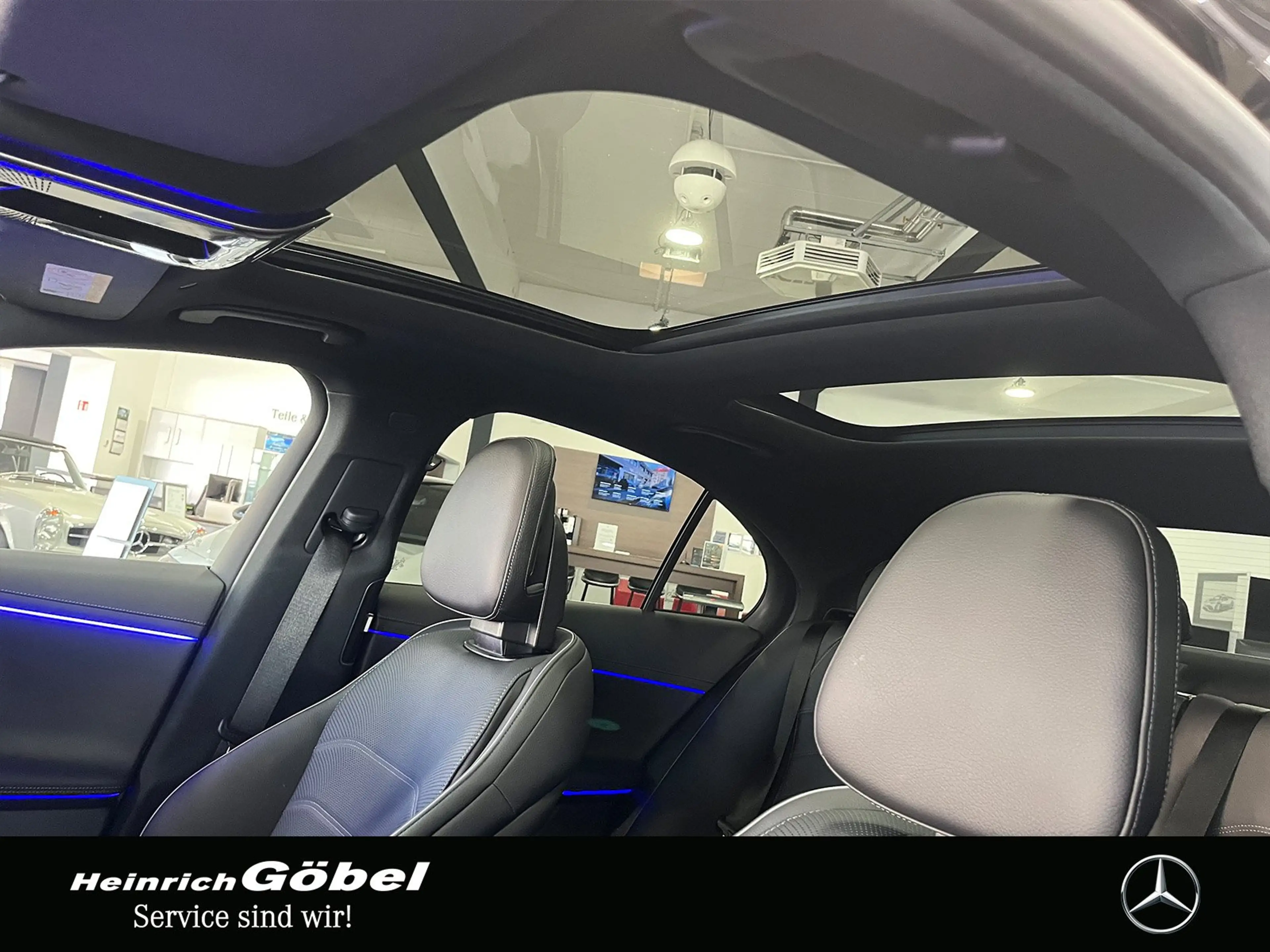 Mercedes-Benz E 450 d AMG+PANO+DIGITAL-L+SUPERSCREEN+AIRMATIC — photo 11