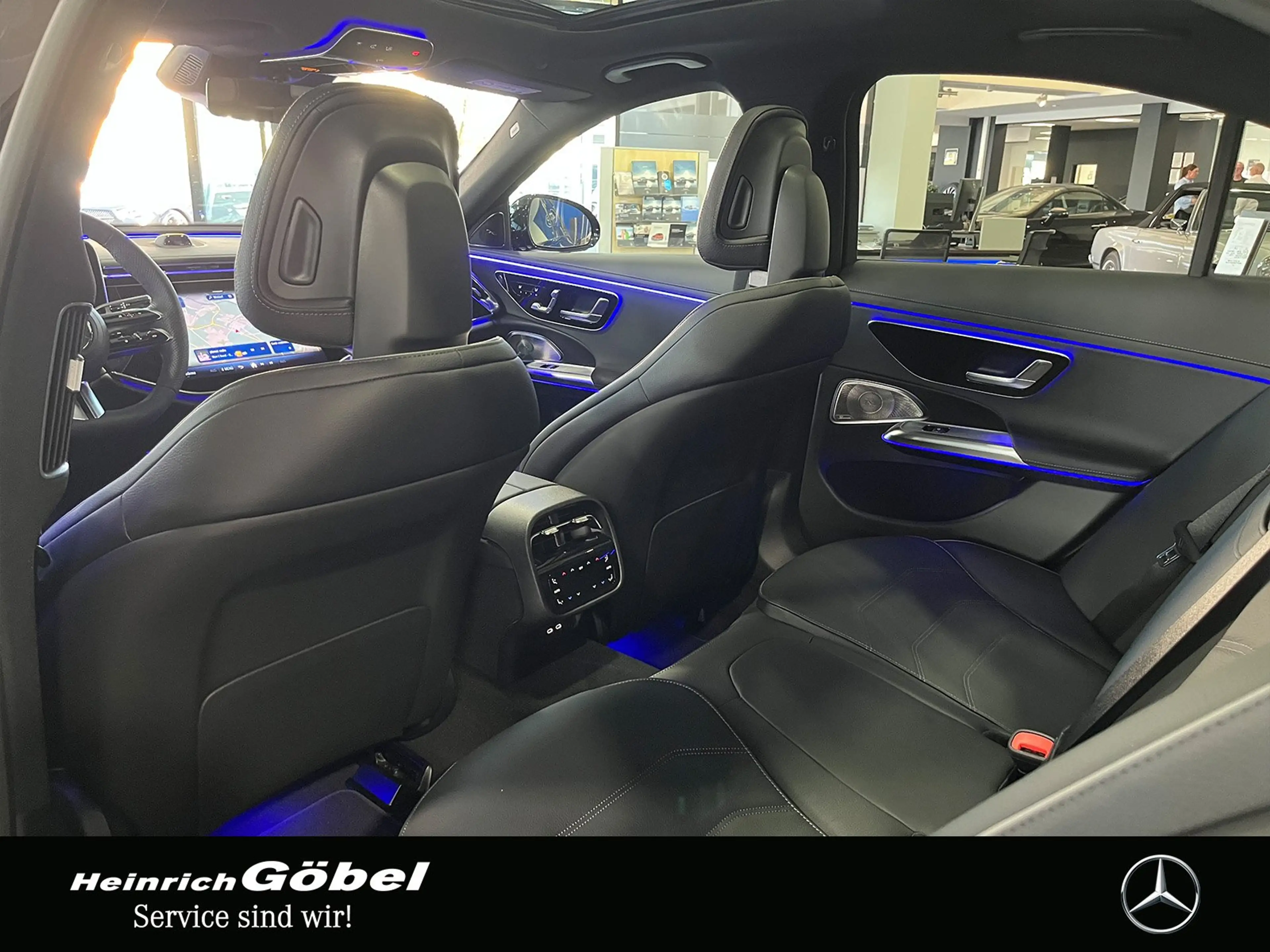 Mercedes-Benz E 450 d AMG+PANO+DIGITAL-L+SUPERSCREEN+AIRMATIC — photo 9