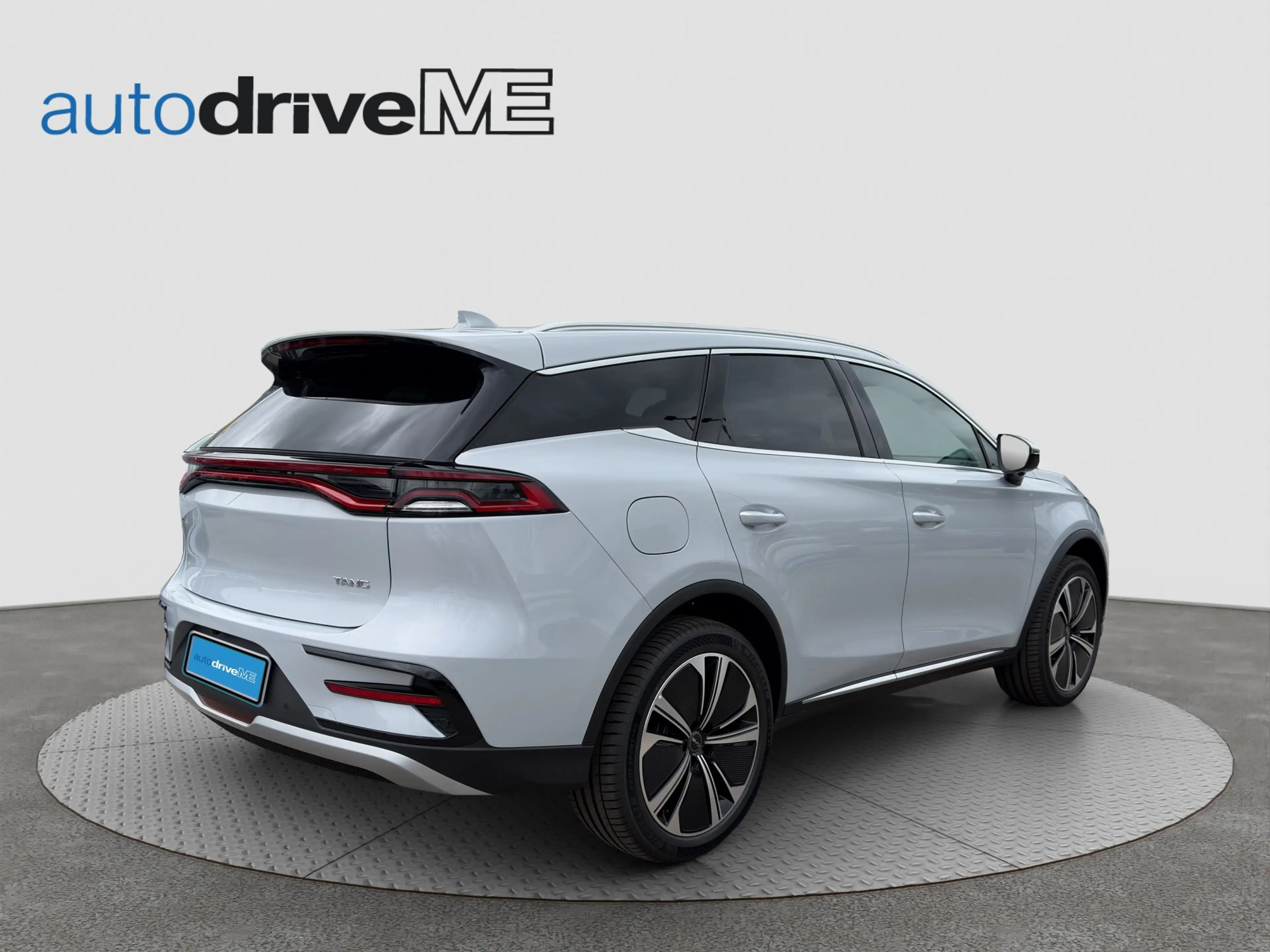 BYD Tang Flagship — photo 6