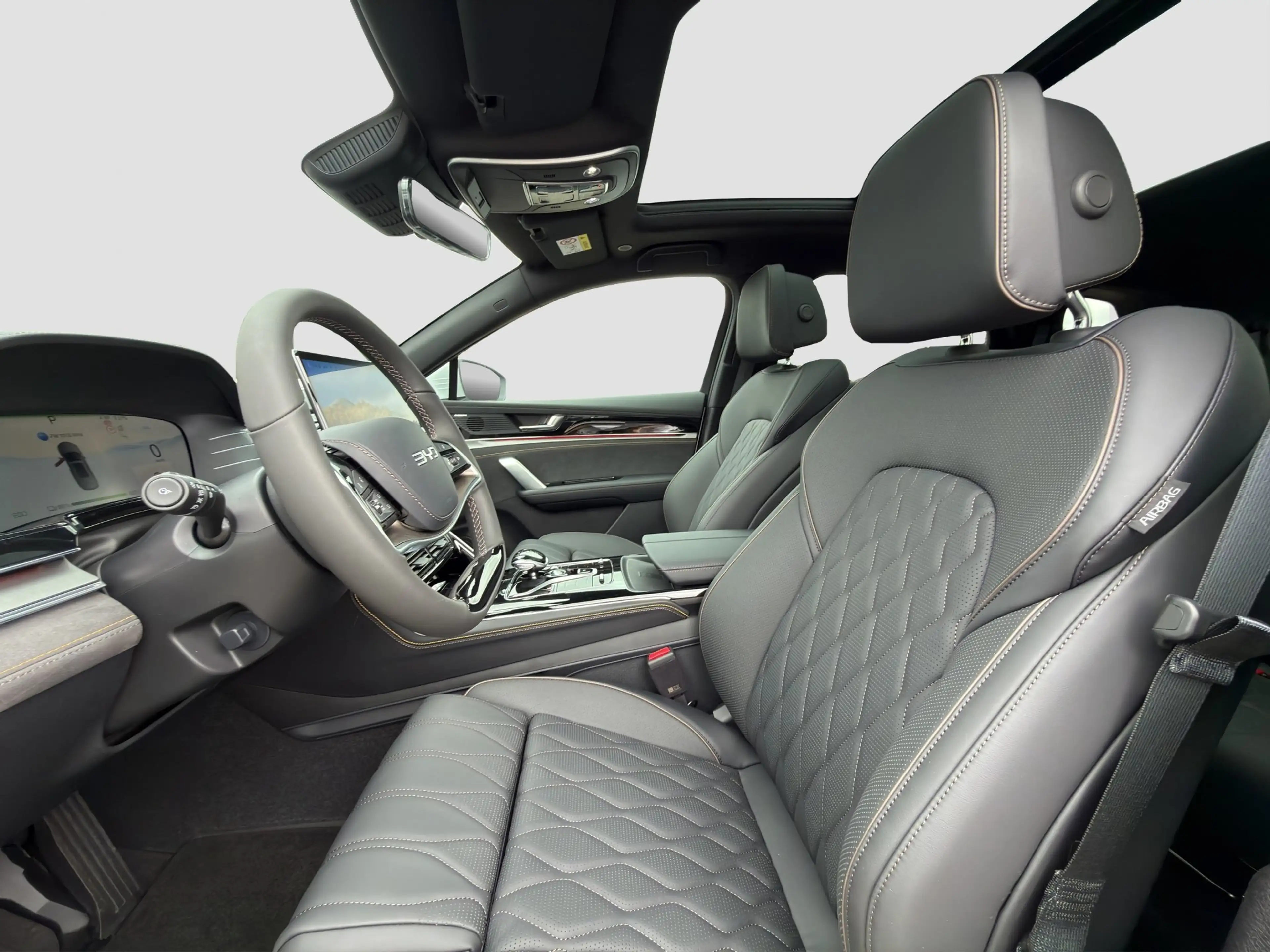 BYD Tang Flagship — photo 9