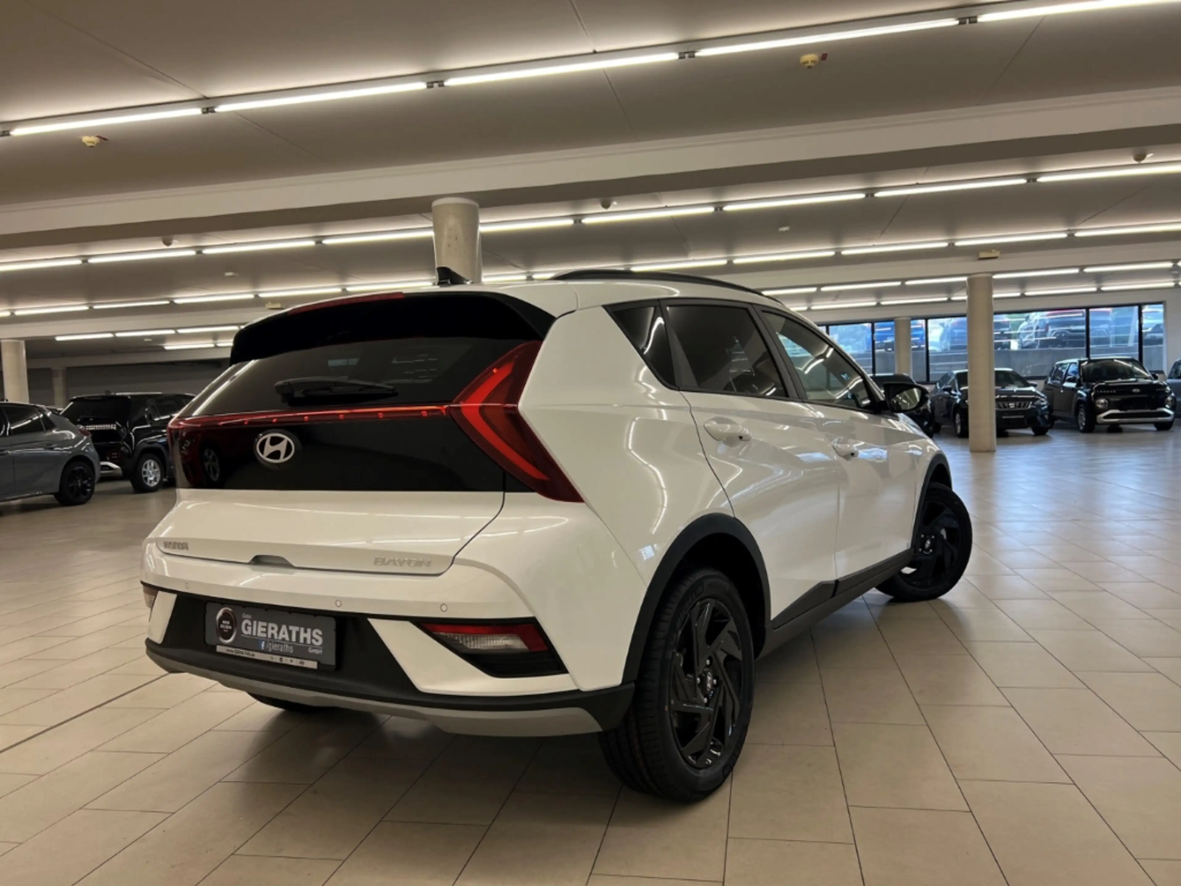 Hyundai BAYON Blackline 66KW (90 PS) Automatik Navi Soundsystem — photo 2