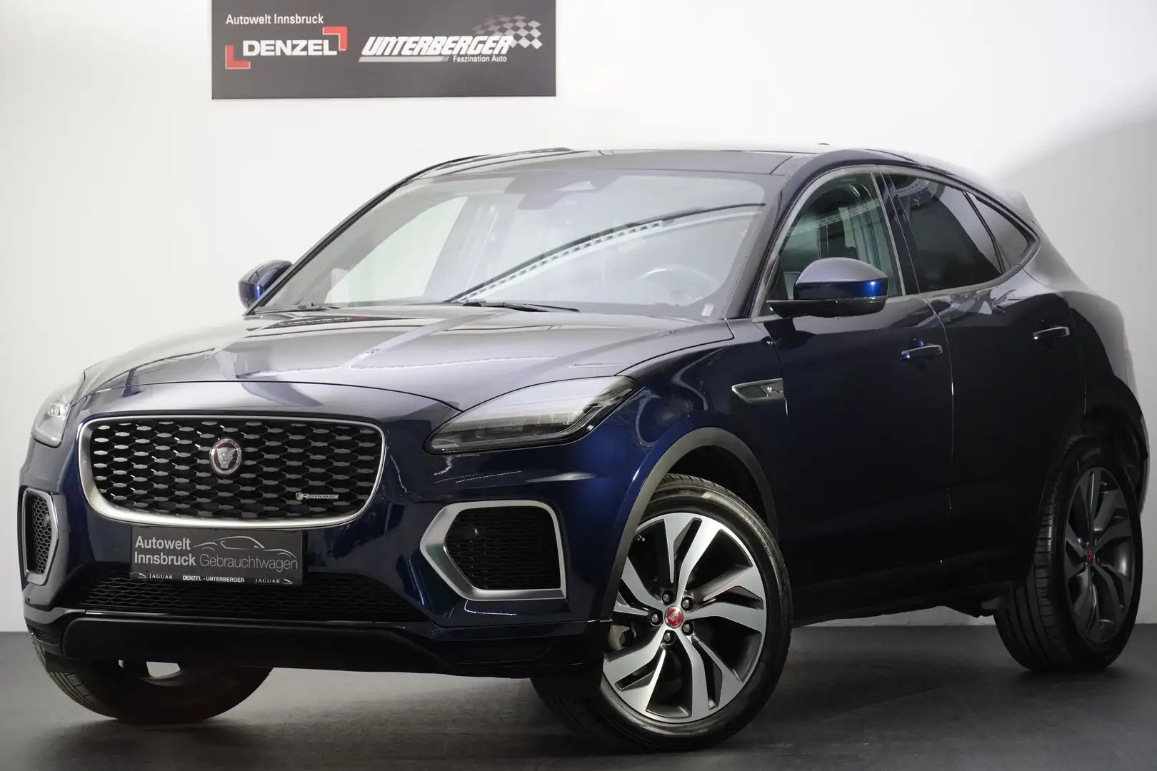 Jaguar E-Pace 2,0DI4 D165 AWD R-Dynamic S Aut. Blau - 1