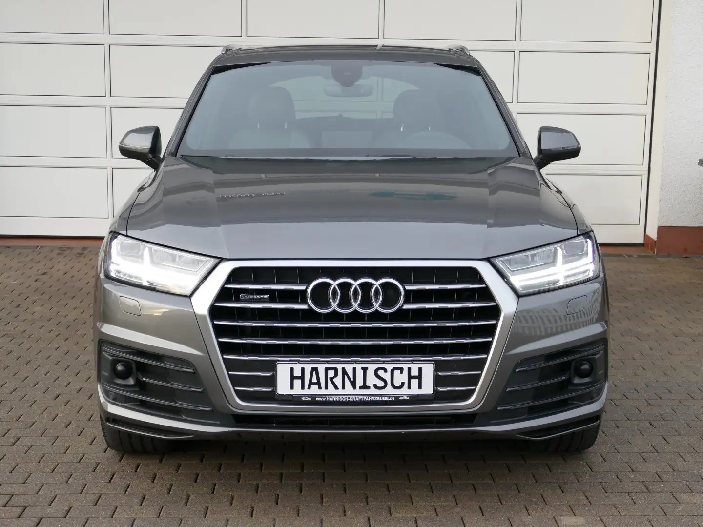 Audi Q7 3.0TDI S Line * AHK+Standhzg+7-Sitzer+LED+21"Alu Grau - 2