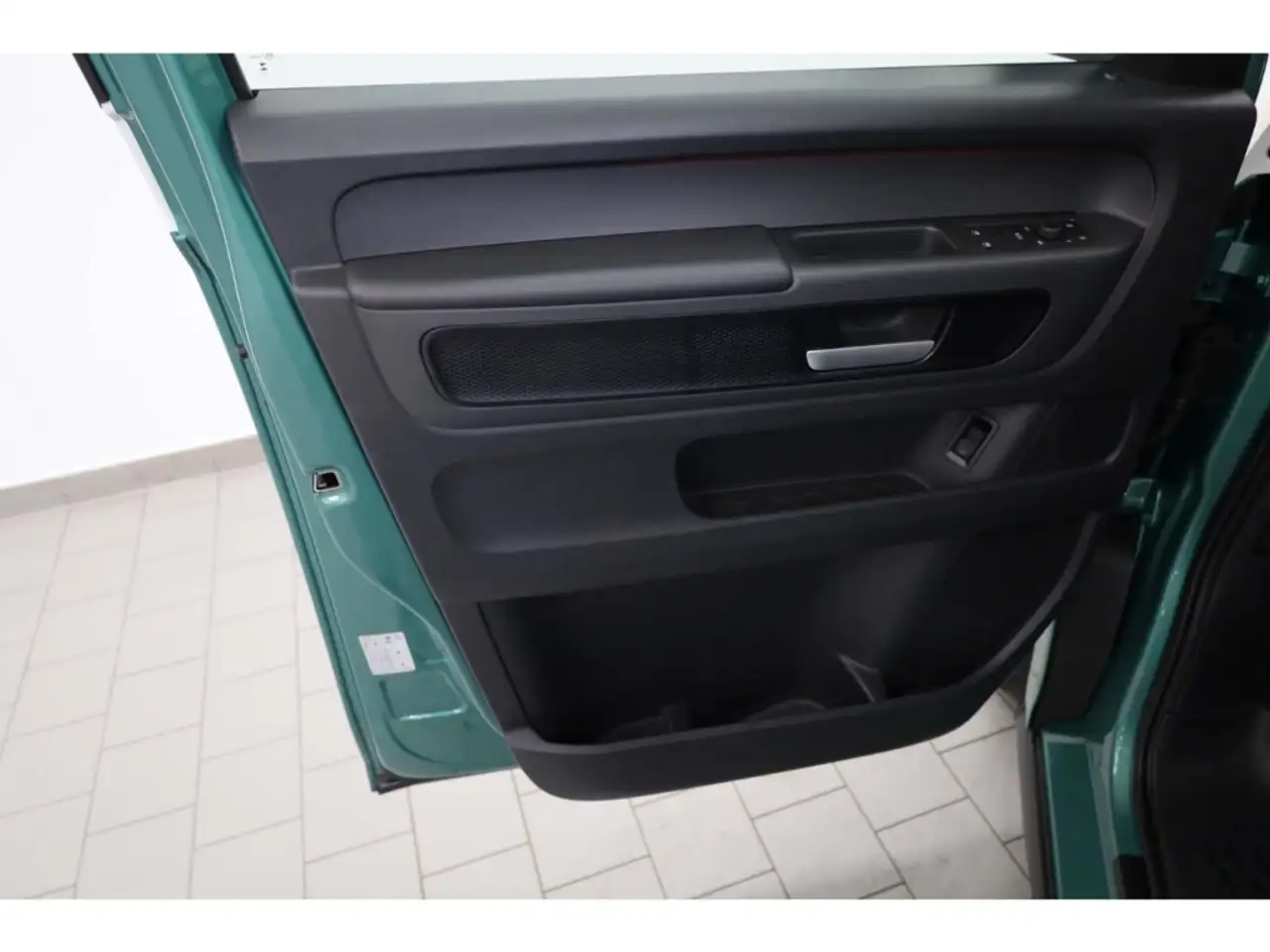 Volkswagen ID. Buzz Elektro ENERGY LWB 86 kWh 14
