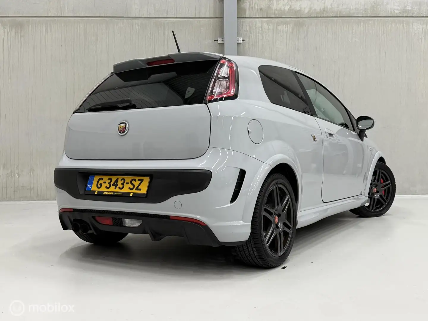 Fiat Punto Evo 1.4-16V Multiair Abarth Gtech Climate Cruise Sport Gris - 2