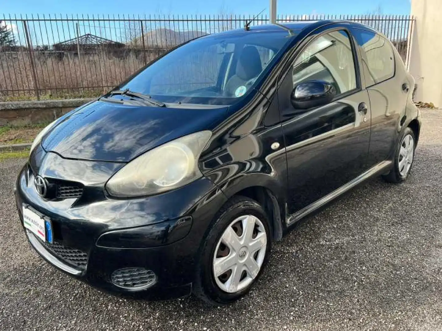 Toyota Aygo Aygo 5p 1.0 Sol Schwarz - 1