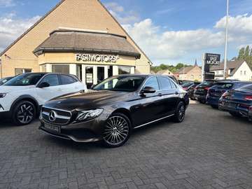 E 350 e PHEV Ambient lights Virtual Cockpit Wide Screen Camera CarPlay Head Up 19 Inch