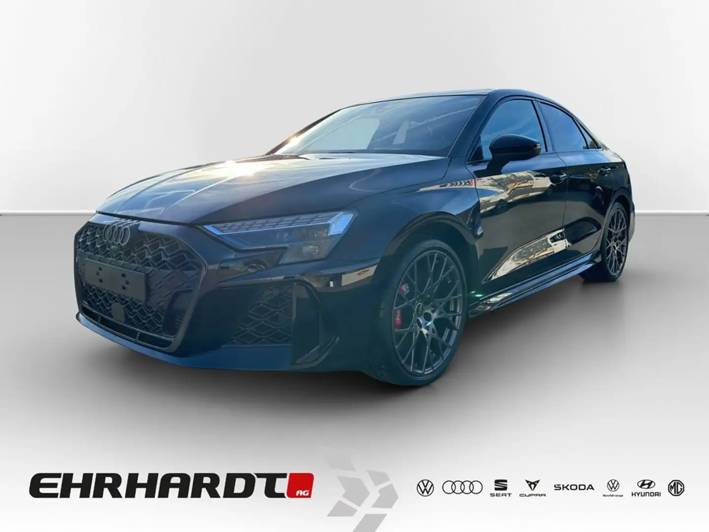 Audi RS3 Limousine S tronic PANO*MATRIX*NAV*SHZ*ACC*PARK... Schwarz - 1