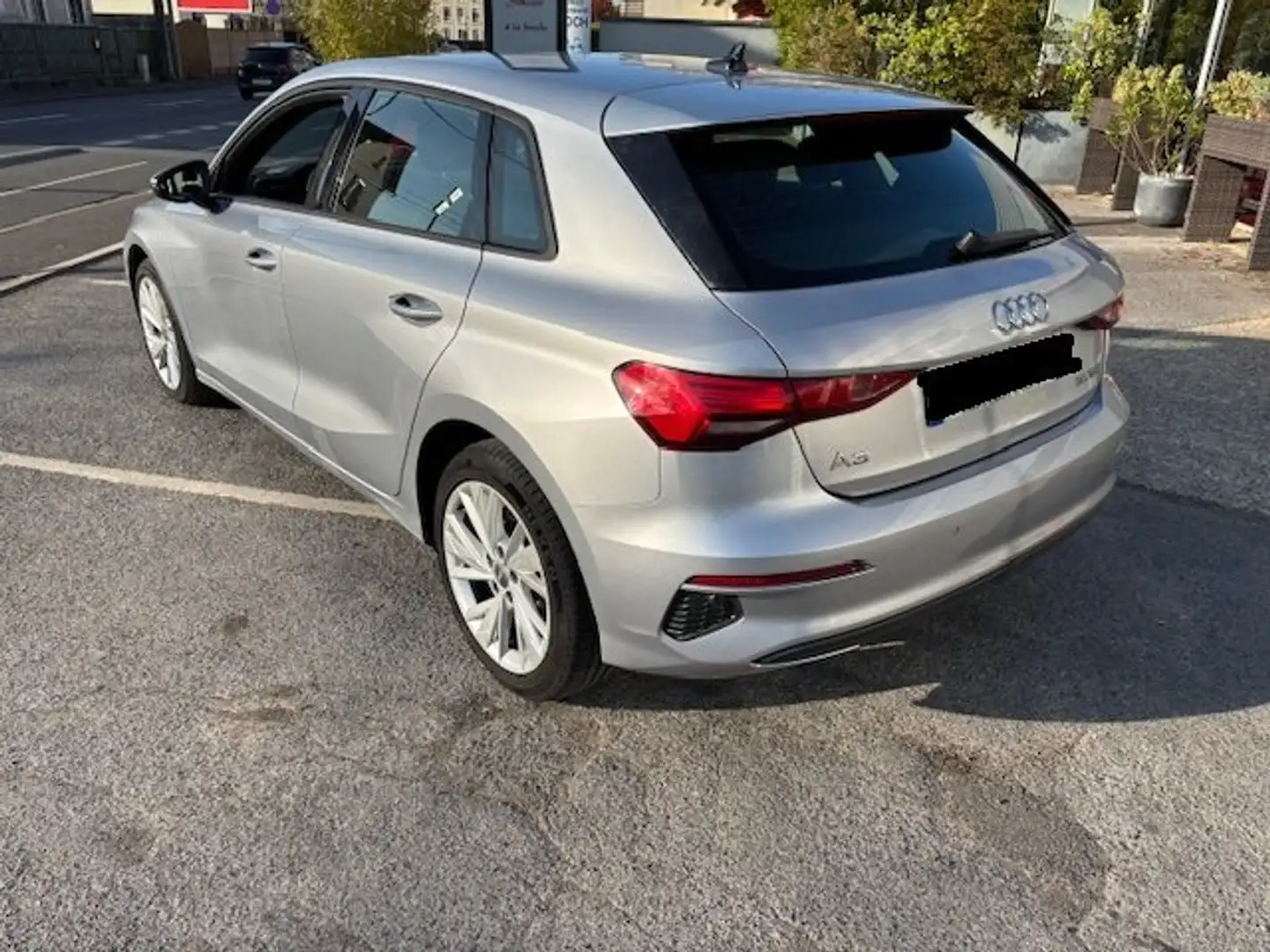 Audi A3 A3 SportBack 2.0 FSI DESIGN LUXE STRONIC A Argent - 2