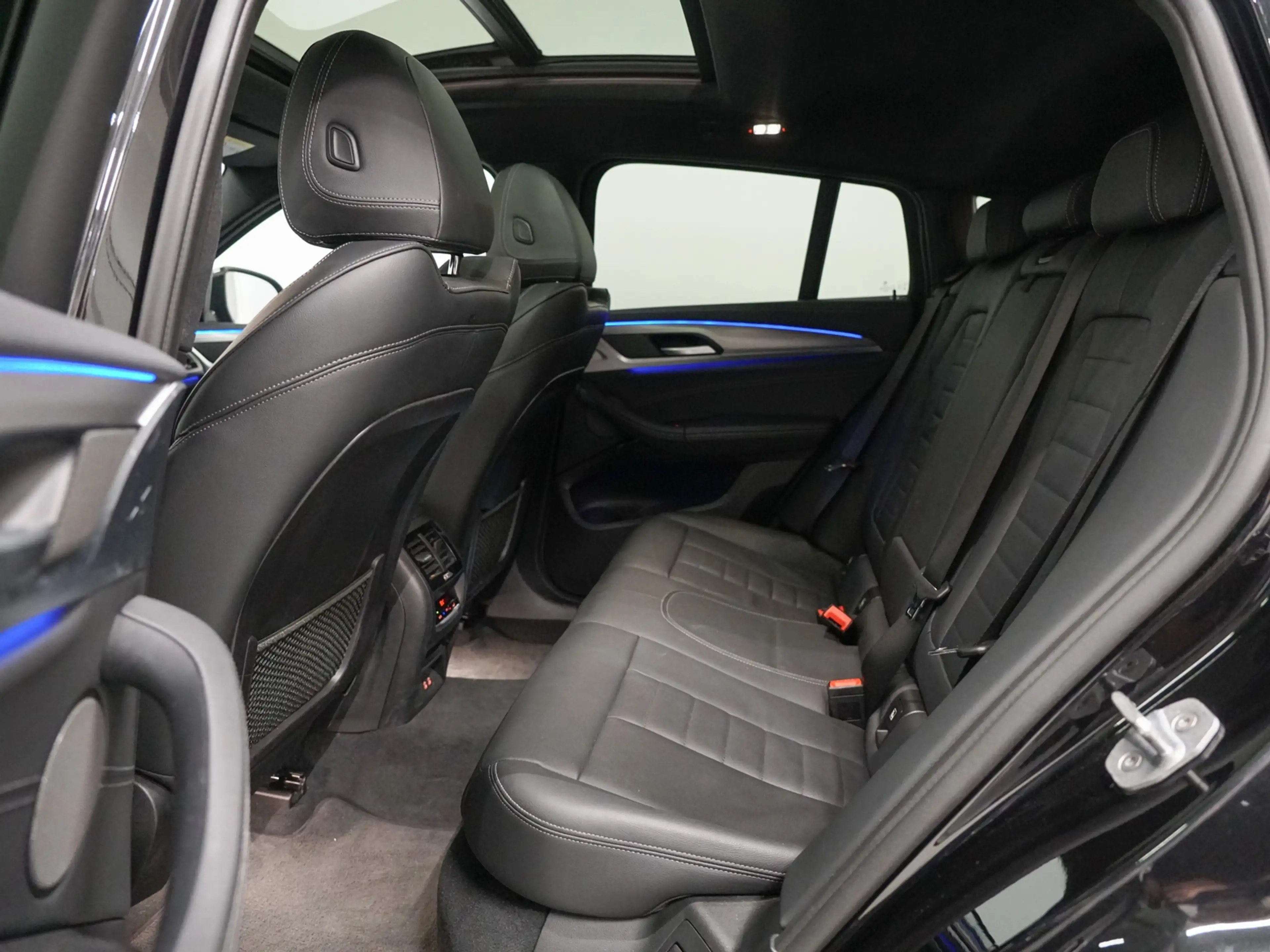 BMW X4 M40i Panoramadak | Harman Kardon | CoPilot | Elekt — photo 31