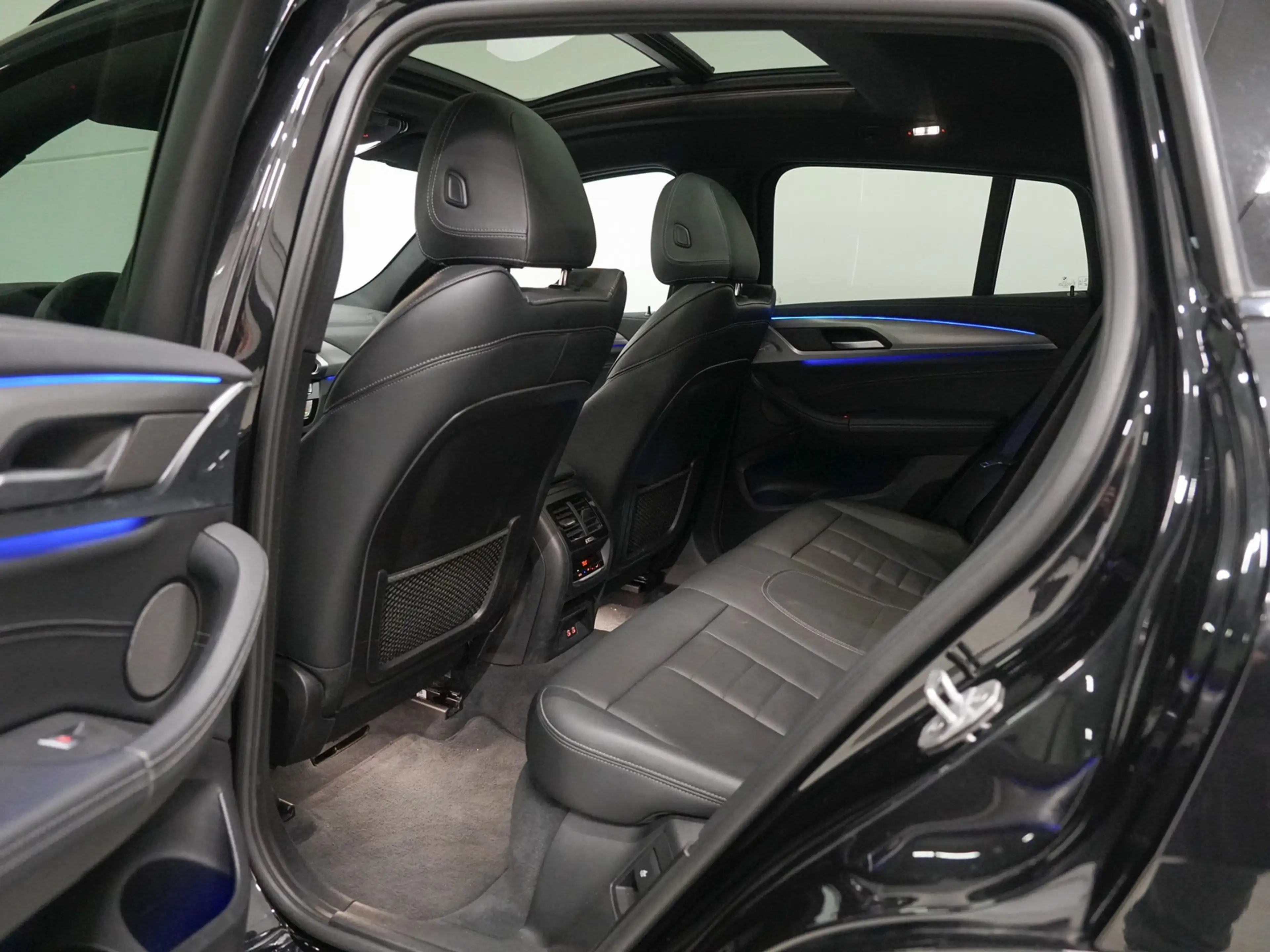 BMW X4 M40i Panoramadak | Harman Kardon | CoPilot | Elekt — photo 24