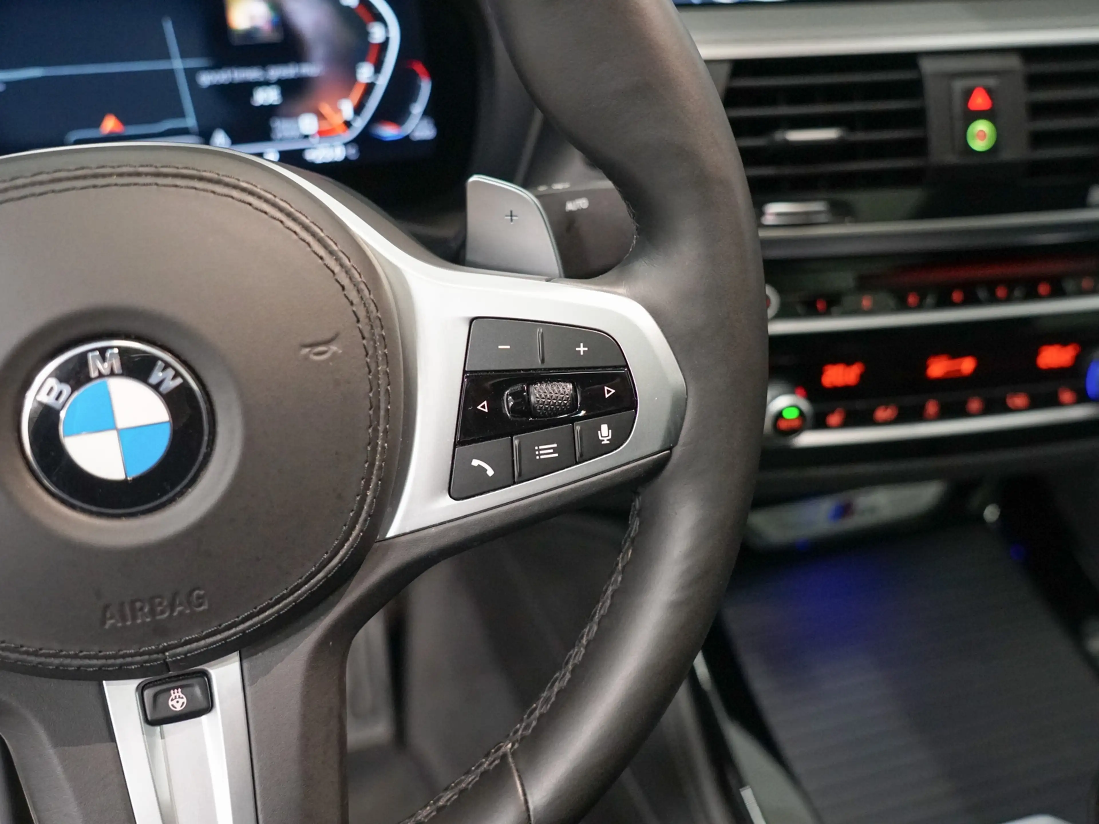 BMW X4 M40i Panoramadak | Harman Kardon | CoPilot | Elekt — photo 30