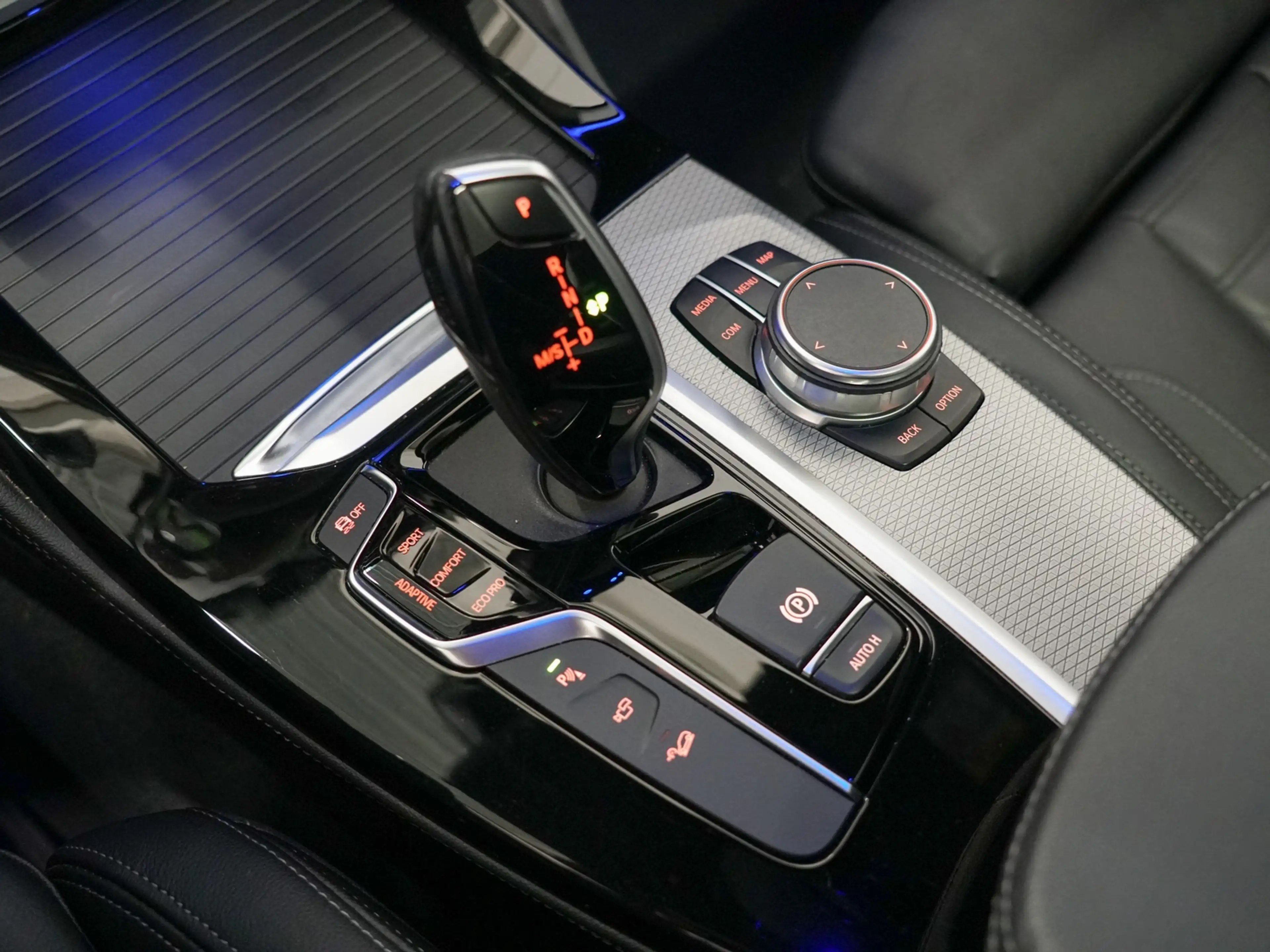 BMW X4 M40i Panoramadak | Harman Kardon | CoPilot | Elekt — photo 20