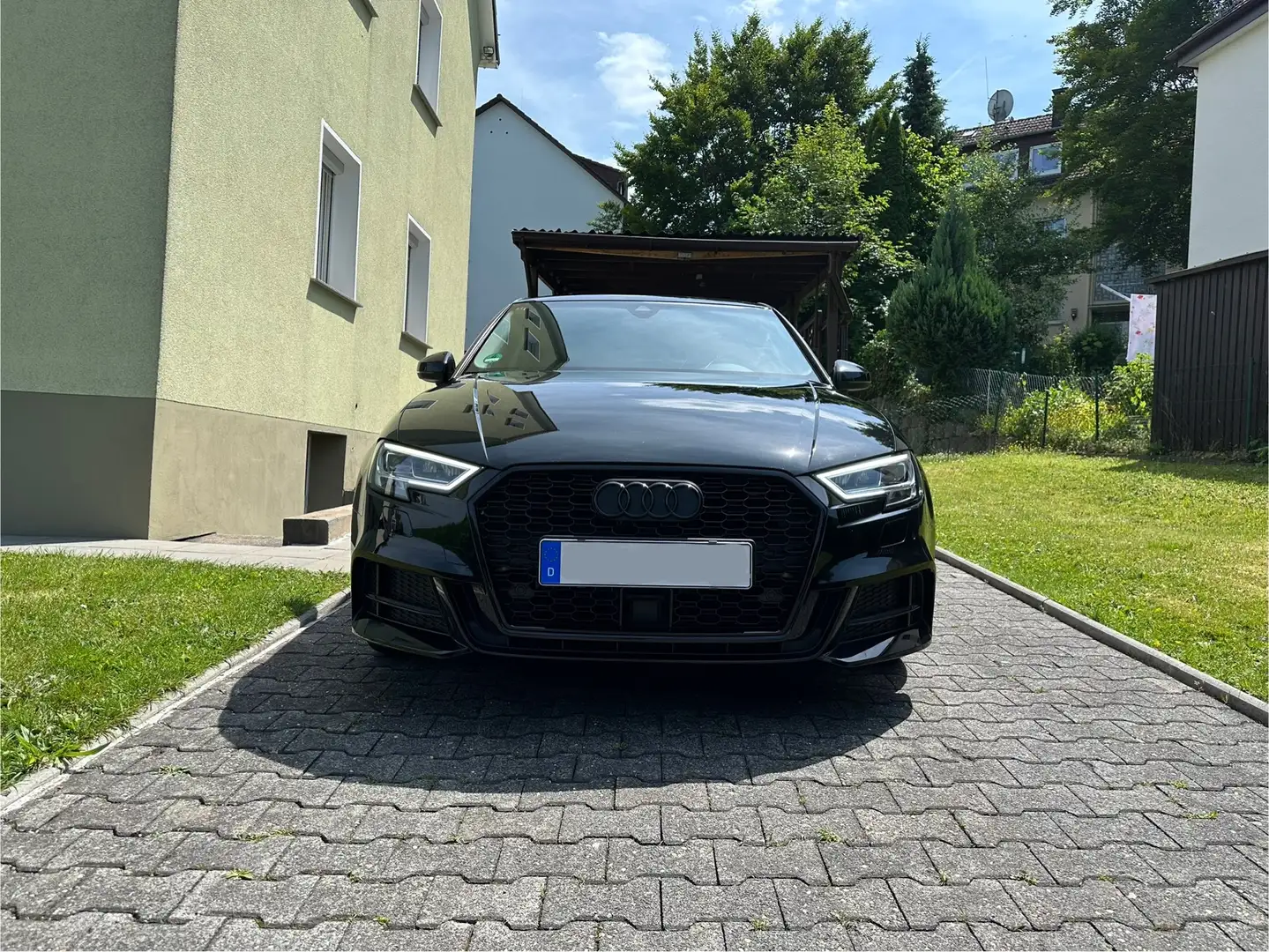 Audi A3 A3 S-Line Limousine Schwarz - 1