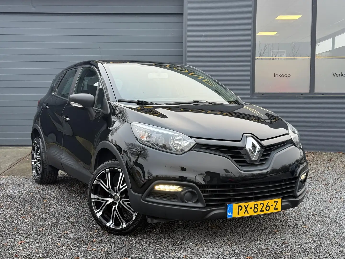Renault Captur 0.9 TCe Authentique 1e Eigenaar,Navi,Airco,Cruise, Noir - 2