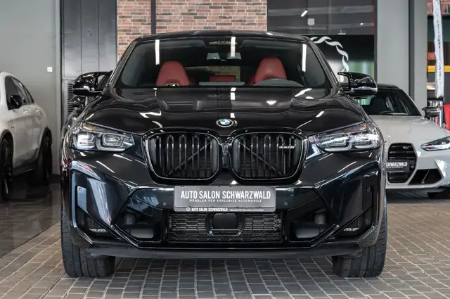 BMW X4 M view 5