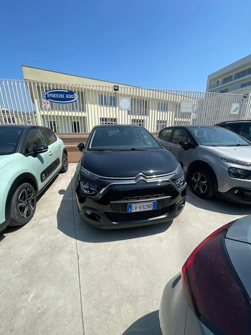Citroen C3 C3 III 2017 1.2 puretech Shine Noir - 1