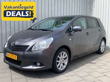 1.8 VVT-i Business|Camera|Pano|Navi|