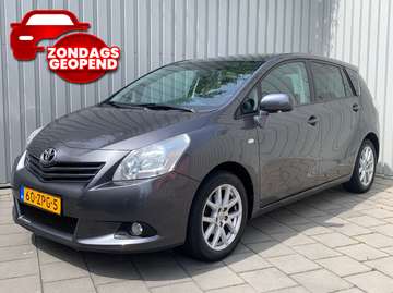 1.8 VVT-i Business|Camera|Pano|Navi|