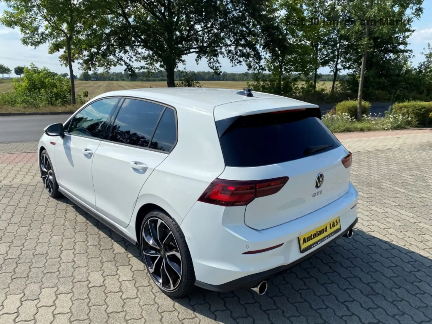 Volkswagen Golf VIII GTI 2.0 TSI,Matrix,SH,Navi,PDC,Kamera, Alus, Weiß - 2