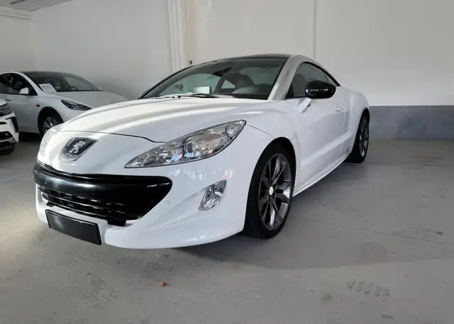Peugeot RCZ Onyx "XENON-NAVI-19ZOLL-2.HAND"