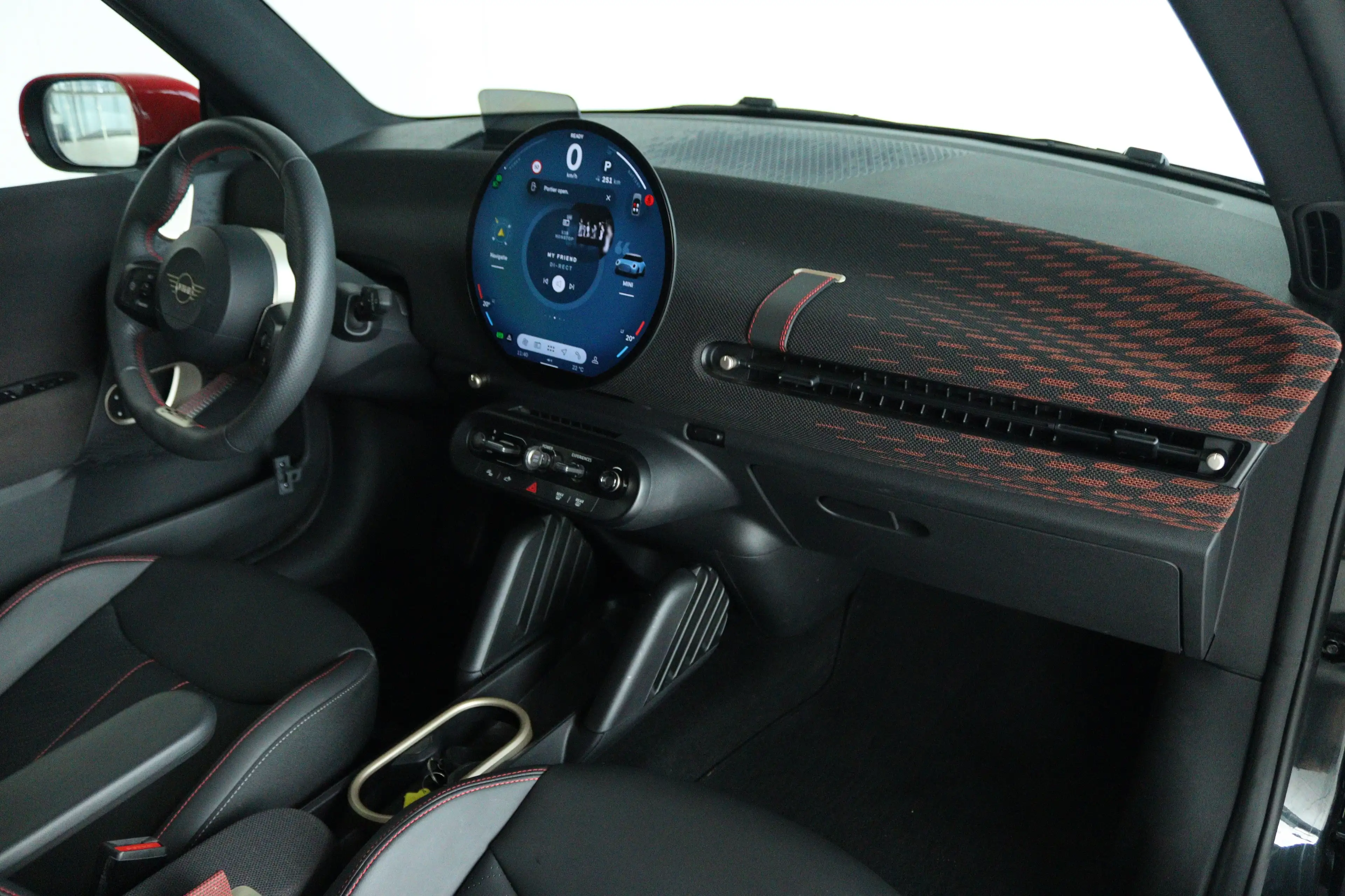 MINI John Cooper Works 3-Deurs SE Cooper XL 54.2 kWh 371KM Range | Binnen — photo 4