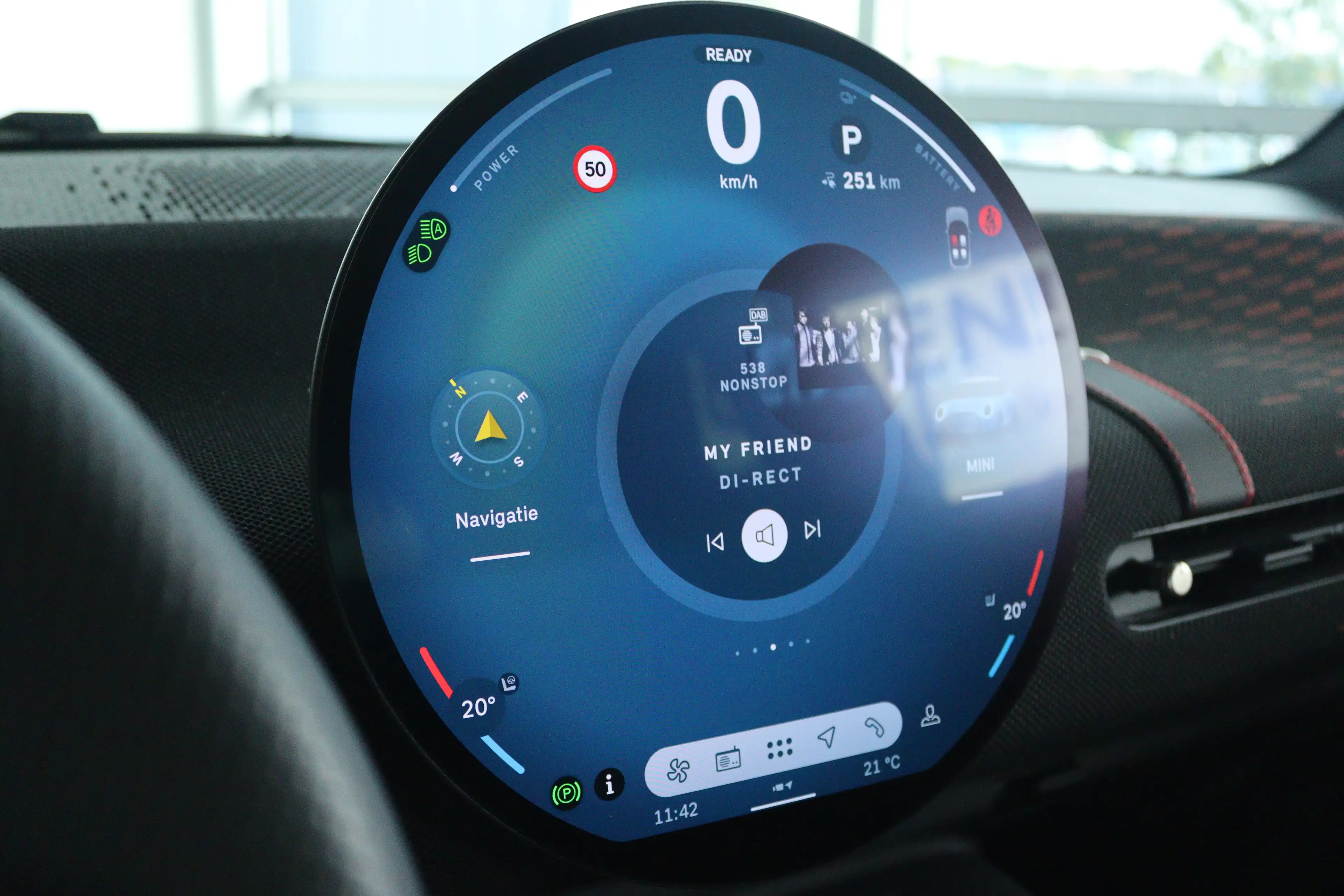 MINI John Cooper Works 3-Deurs SE Cooper XL 54.2 kWh 371KM Range | Binnen — photo 29