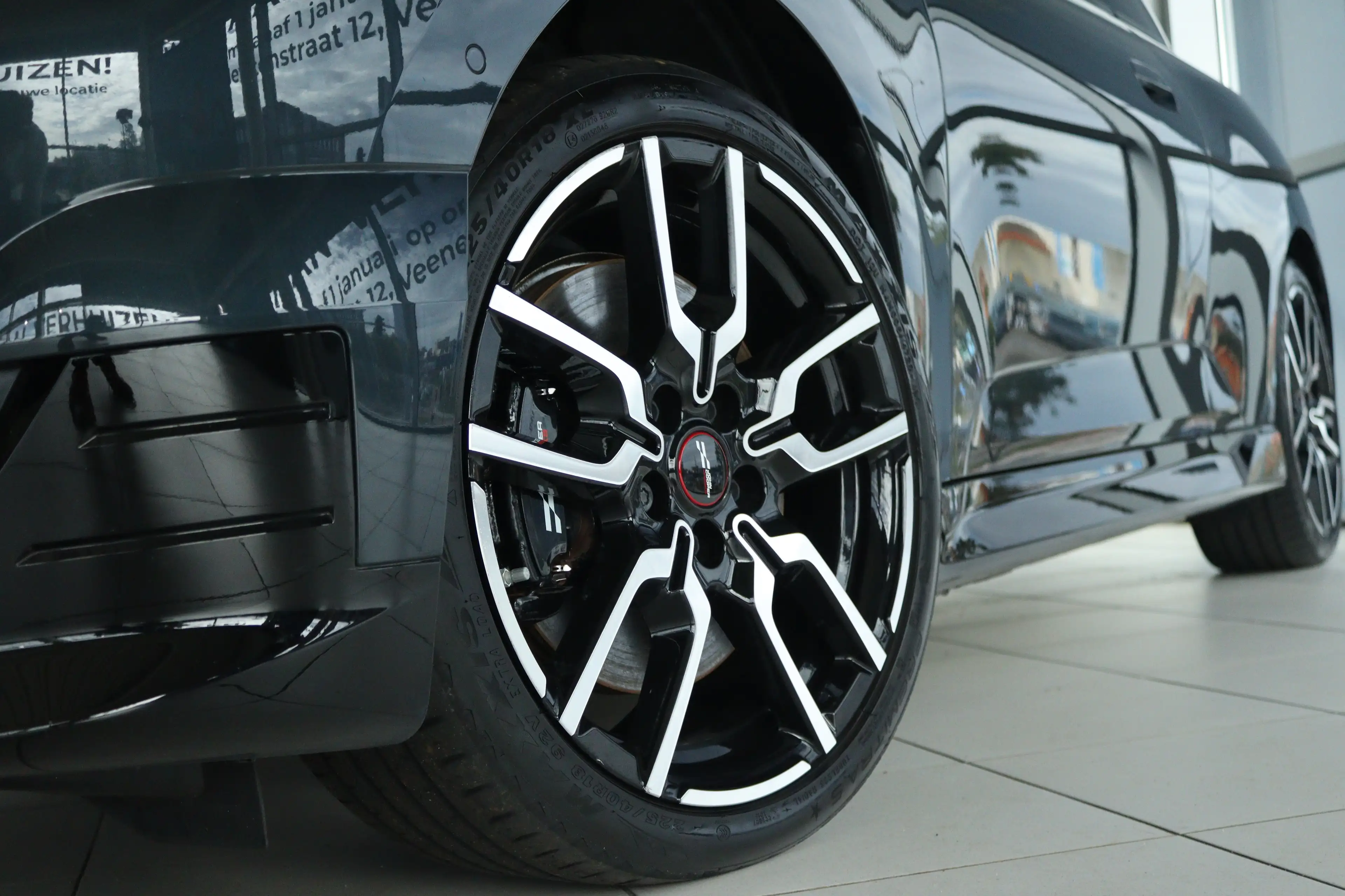 MINI John Cooper Works 3-Deurs SE Cooper XL 54.2 kWh 371KM Range | Binnen — photo 10