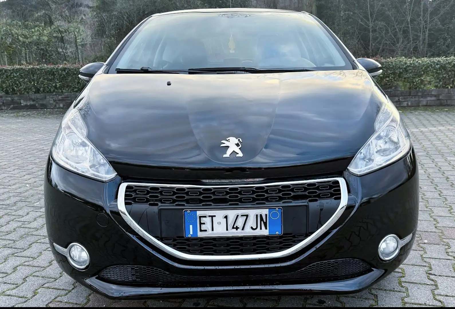 Peugeot 208 3p 1.4 hdi 8v Allure - 1