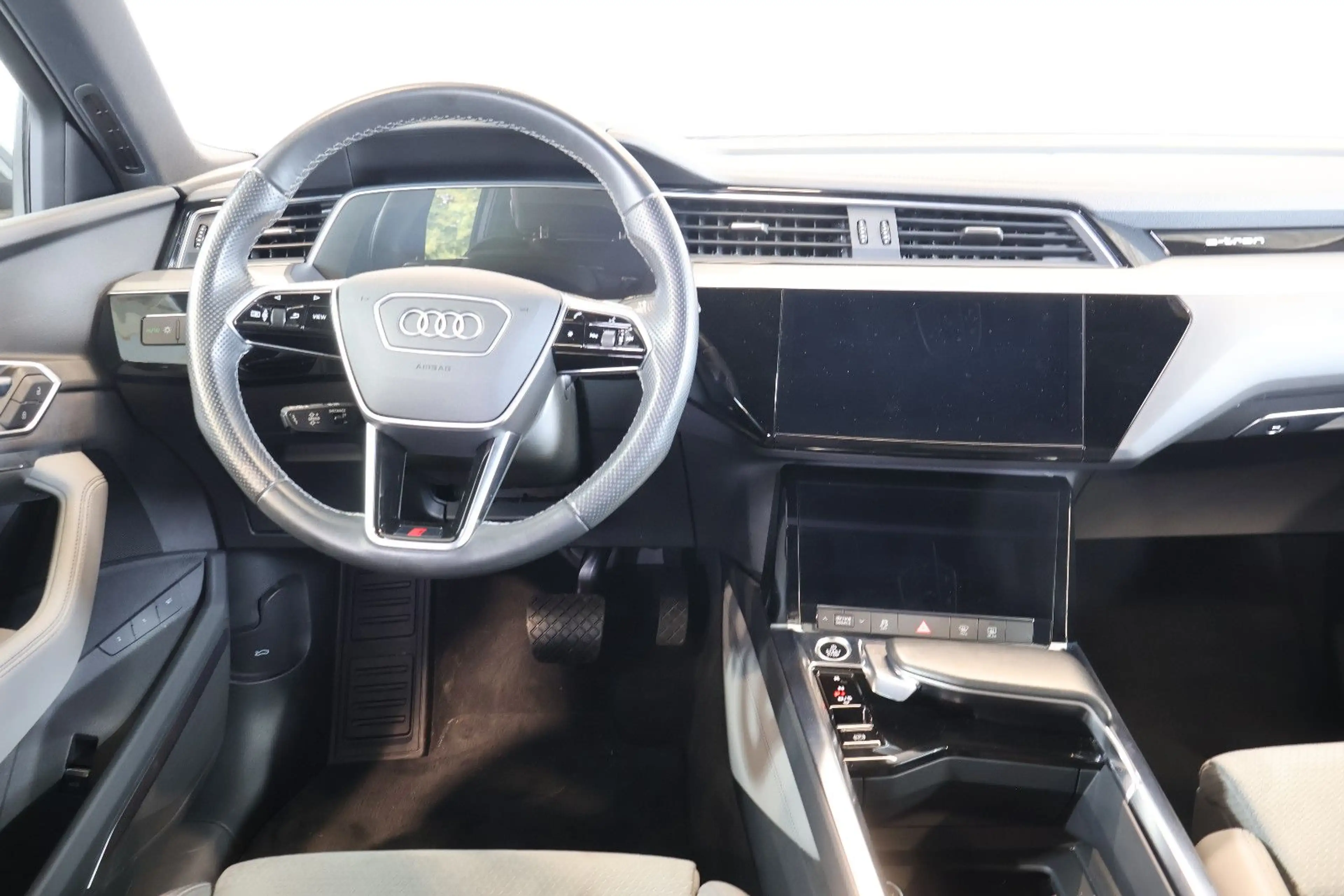 Audi e-tron 55 qu. S Line LUFT+B&O+360°+MEM+LED+PANO — photo 8