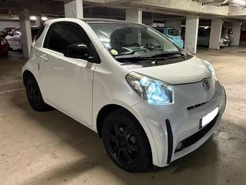 iQ 1.0i VVT-i Sol Multidrive