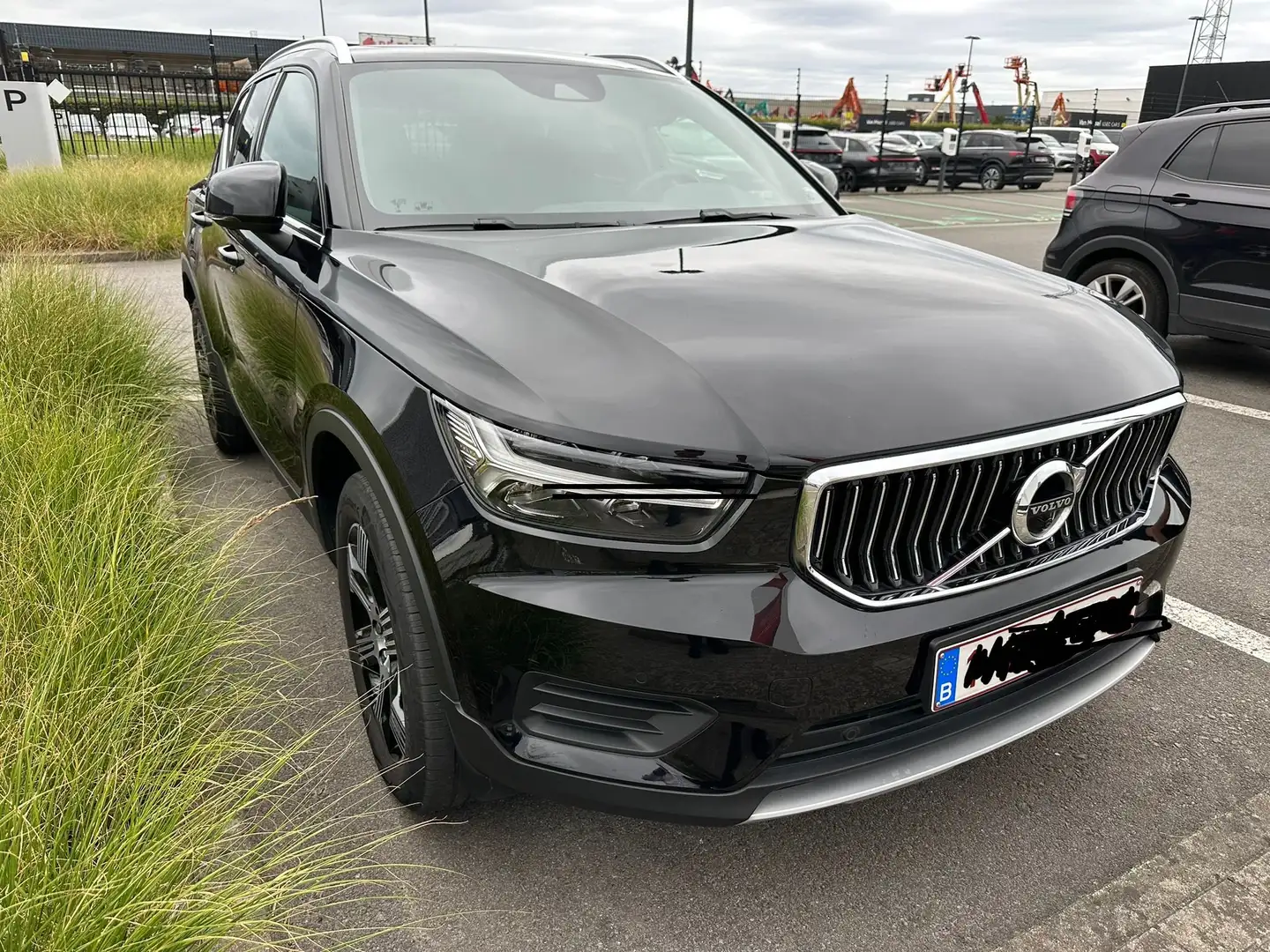 Volvo XC40 XC40 T3 Geartronic Inscription Zwart - 2